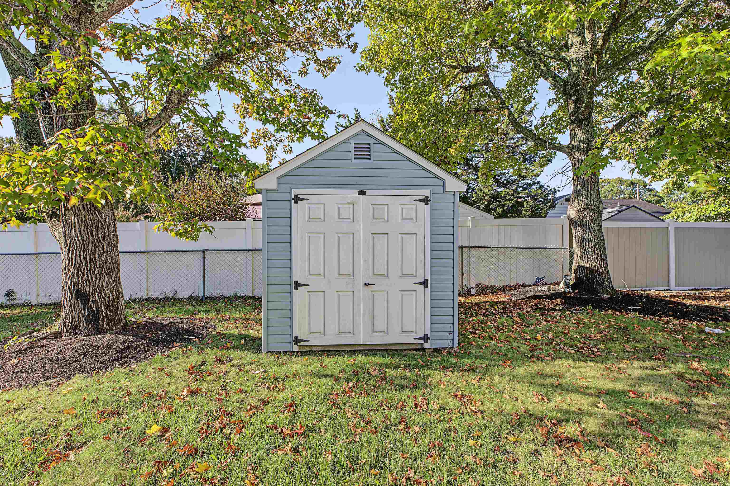 144 Kentucky Avenue - Picture 44