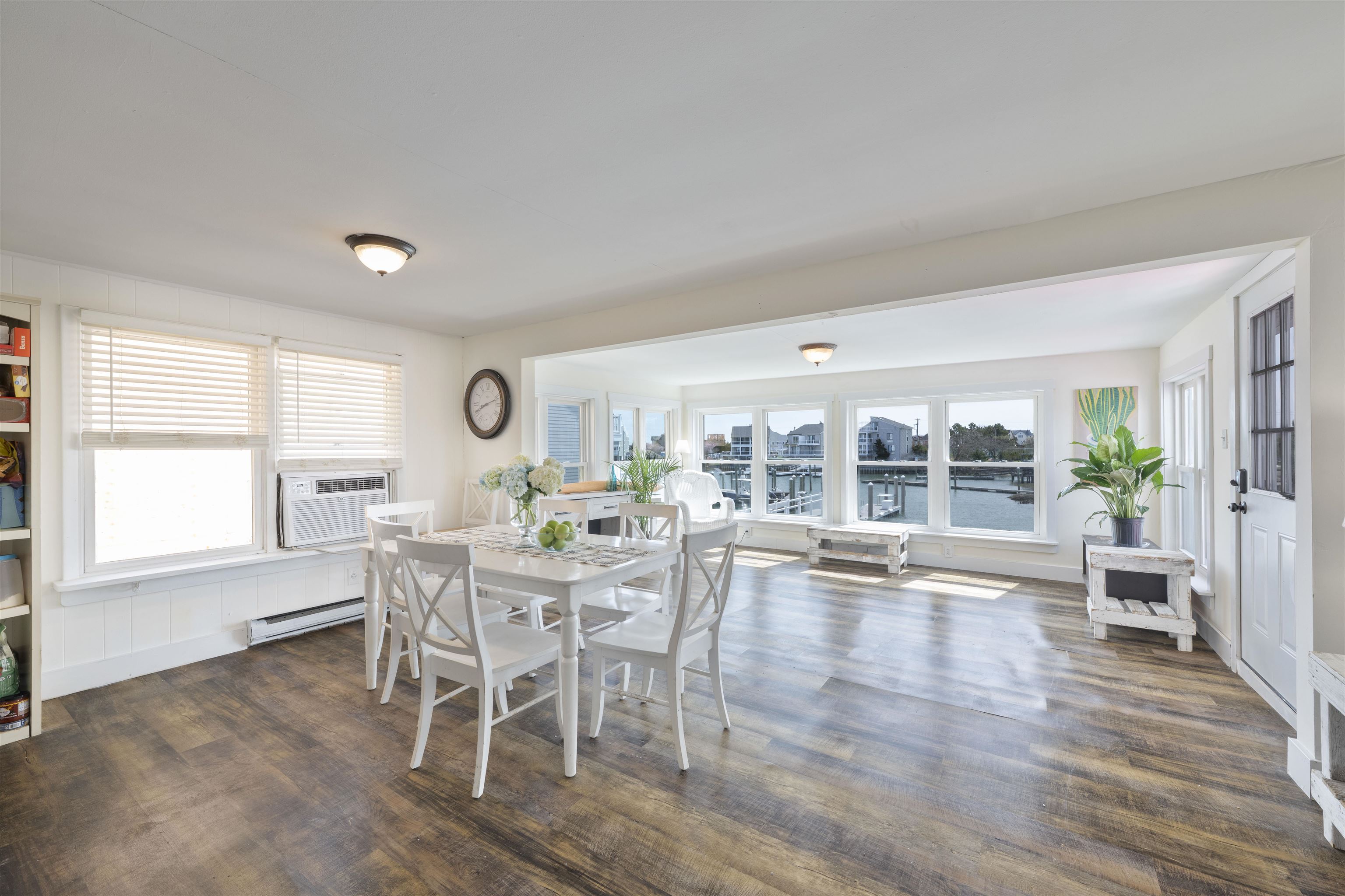 1514 Yacht Avenue - Picture 28