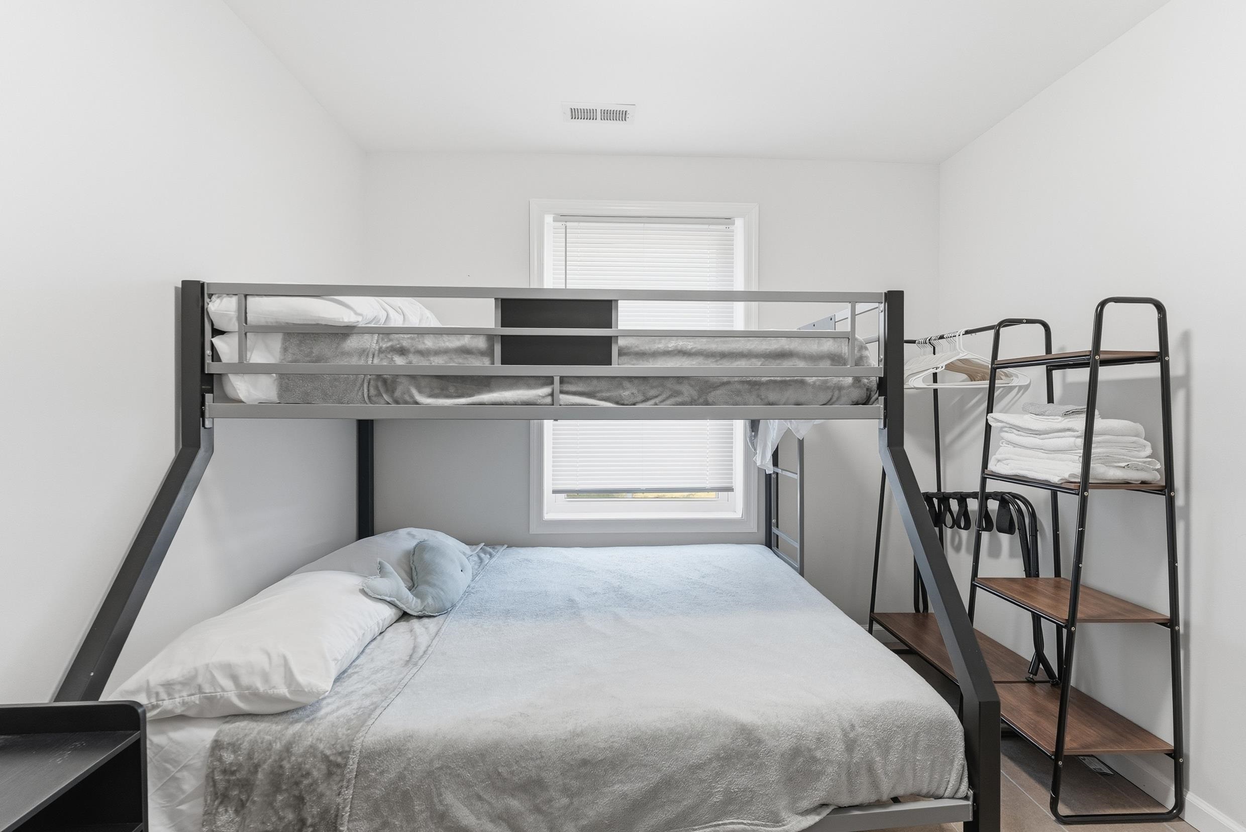 138 E Youngs Avenue - Picture 13