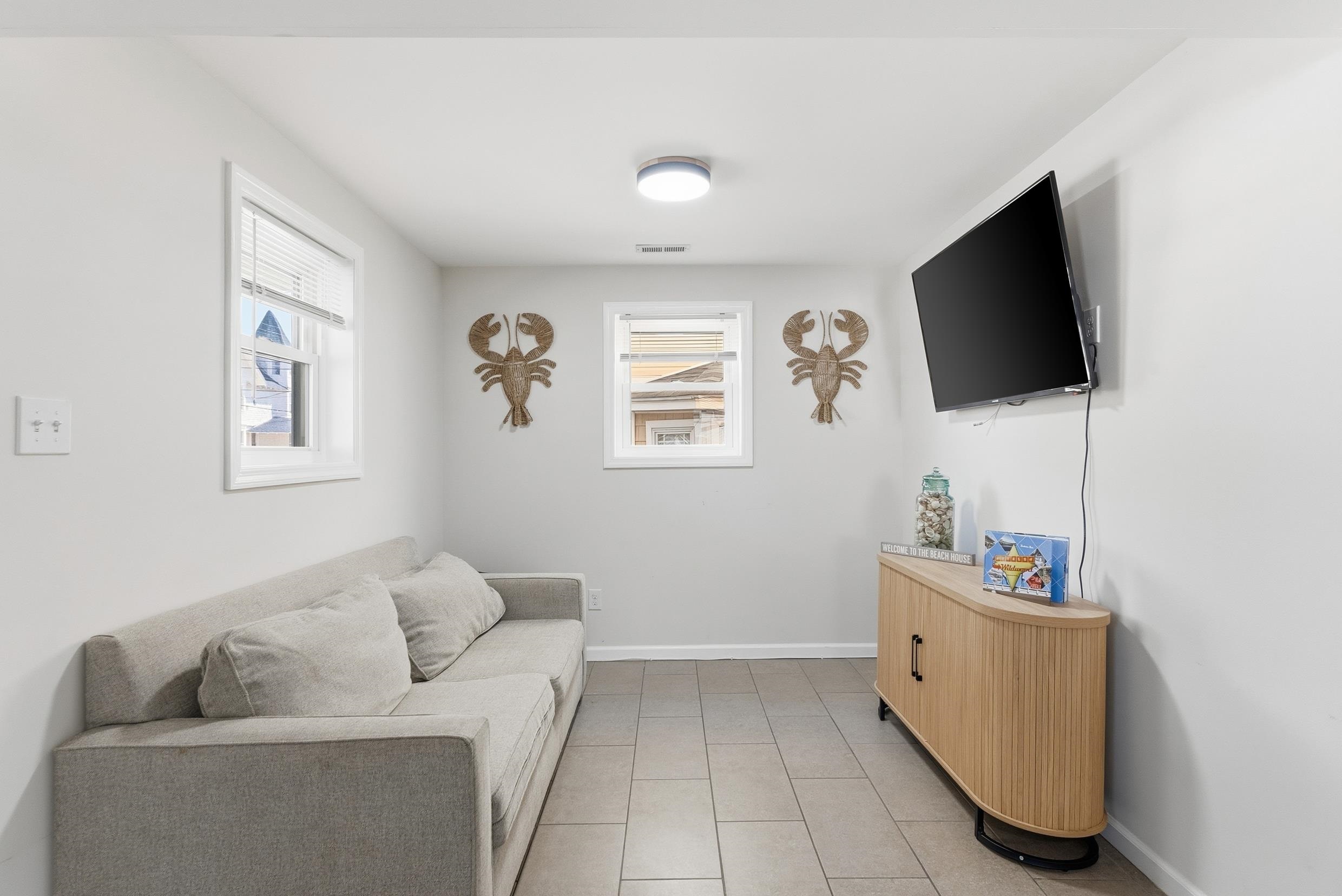 138 E Youngs Avenue - Picture 6