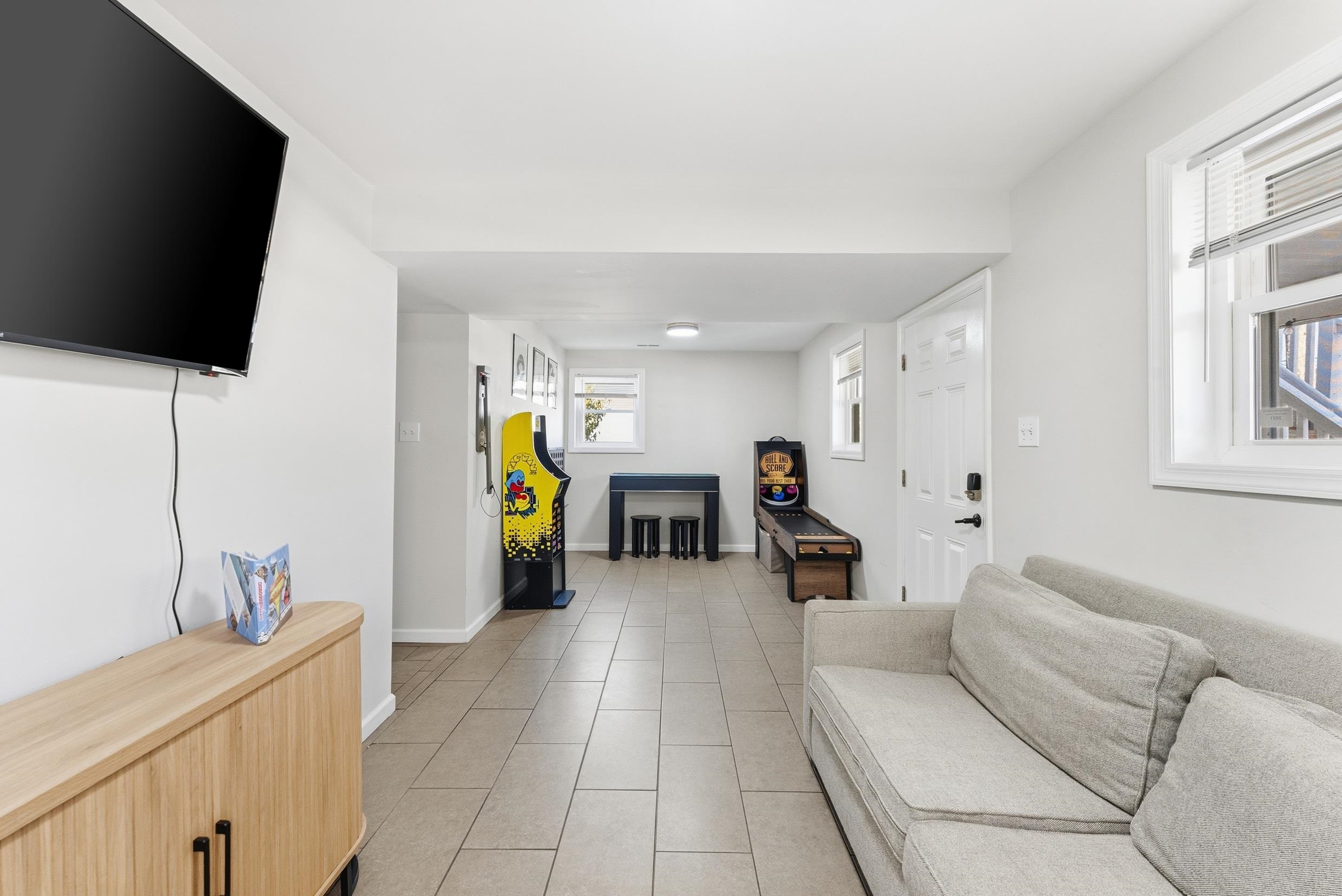 138 E Youngs Avenue - Picture 7