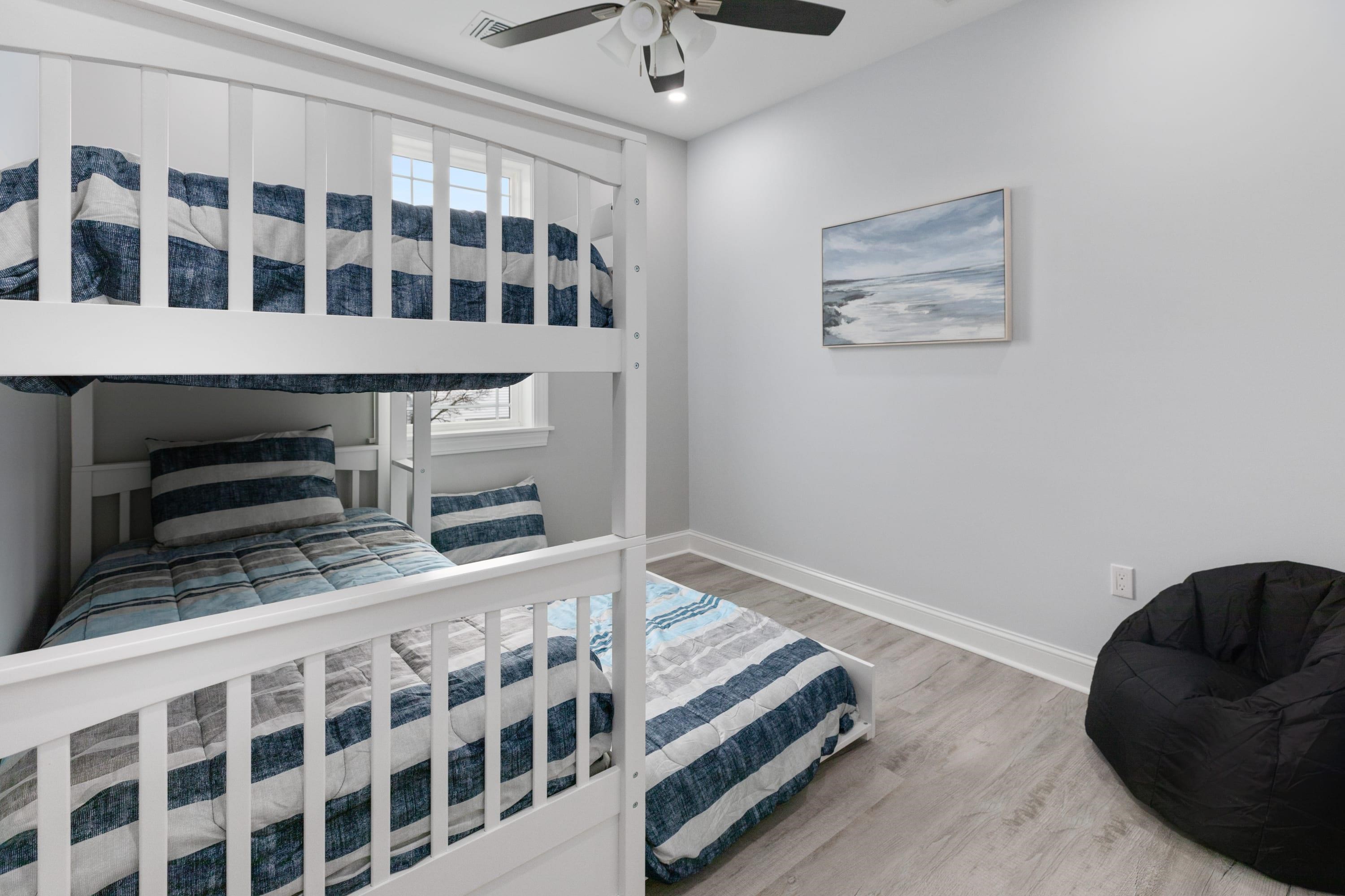 204 E Primrose Road - Picture 11