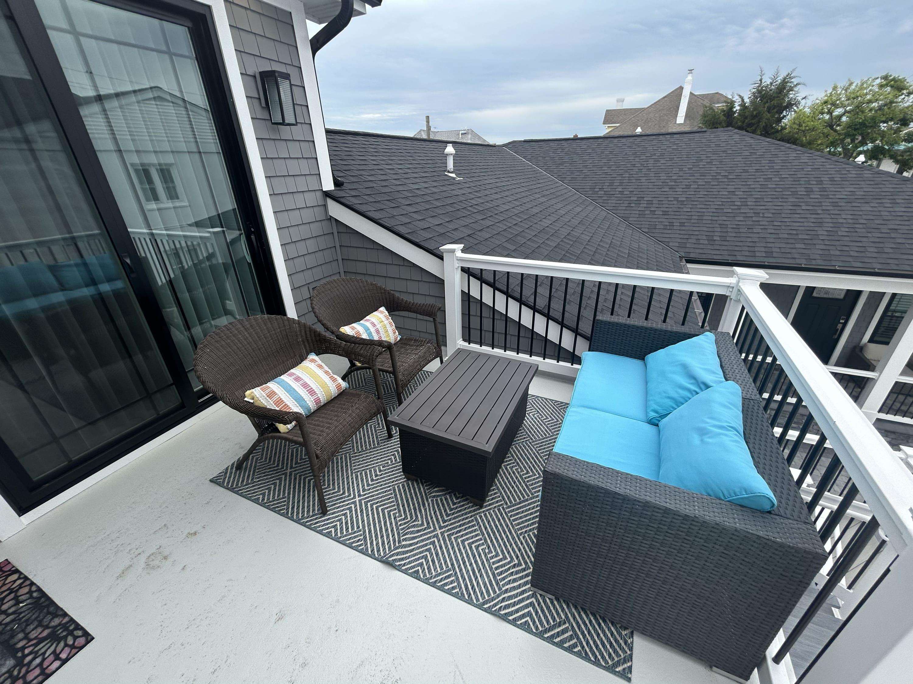 204 E Primrose Road - Picture 22