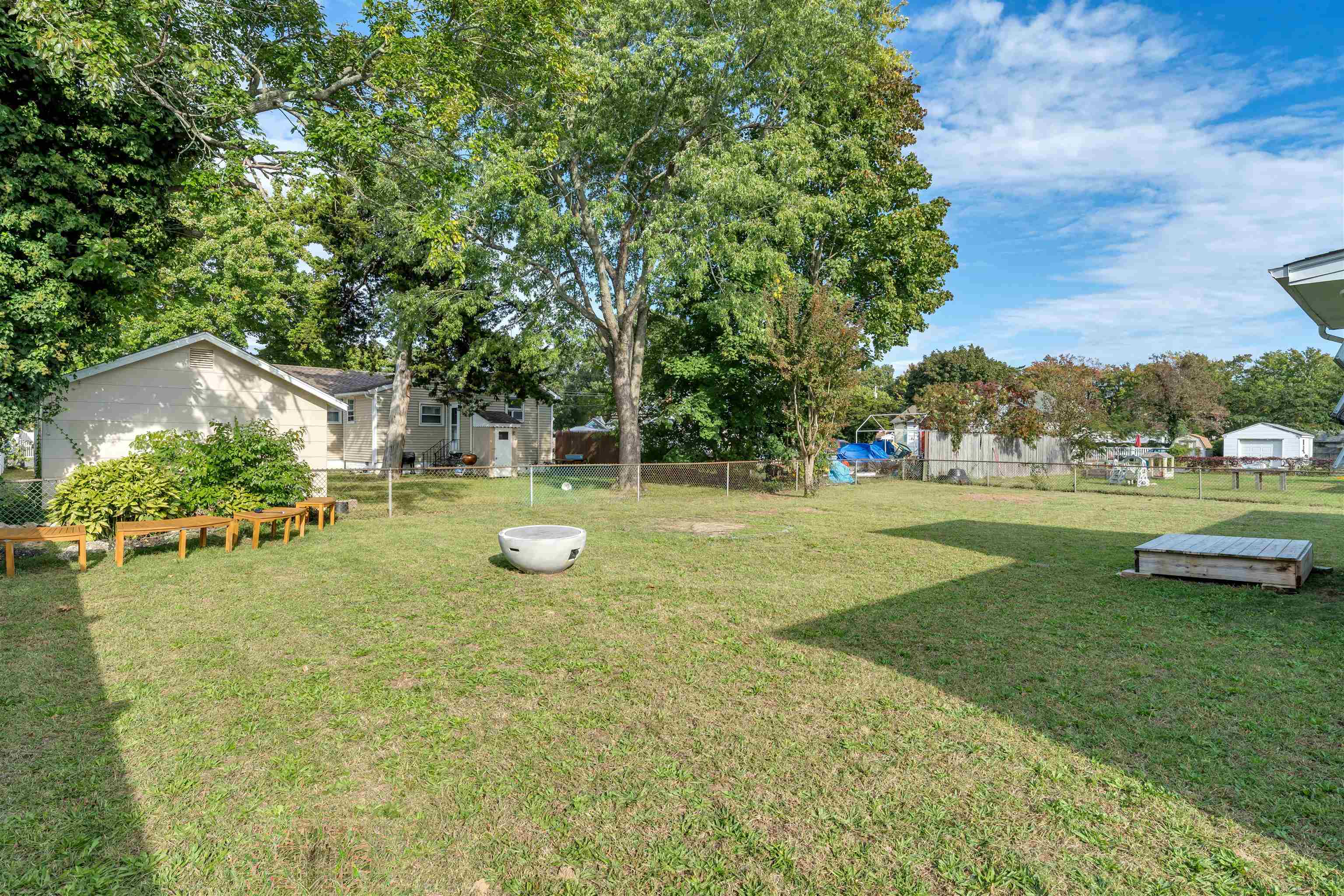 263001 | Photo 36