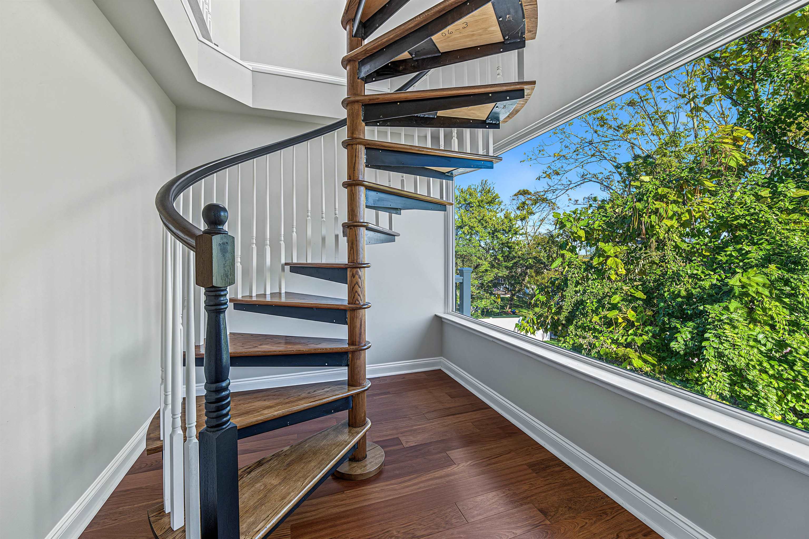 123 E Cedar Avenue - Picture 35