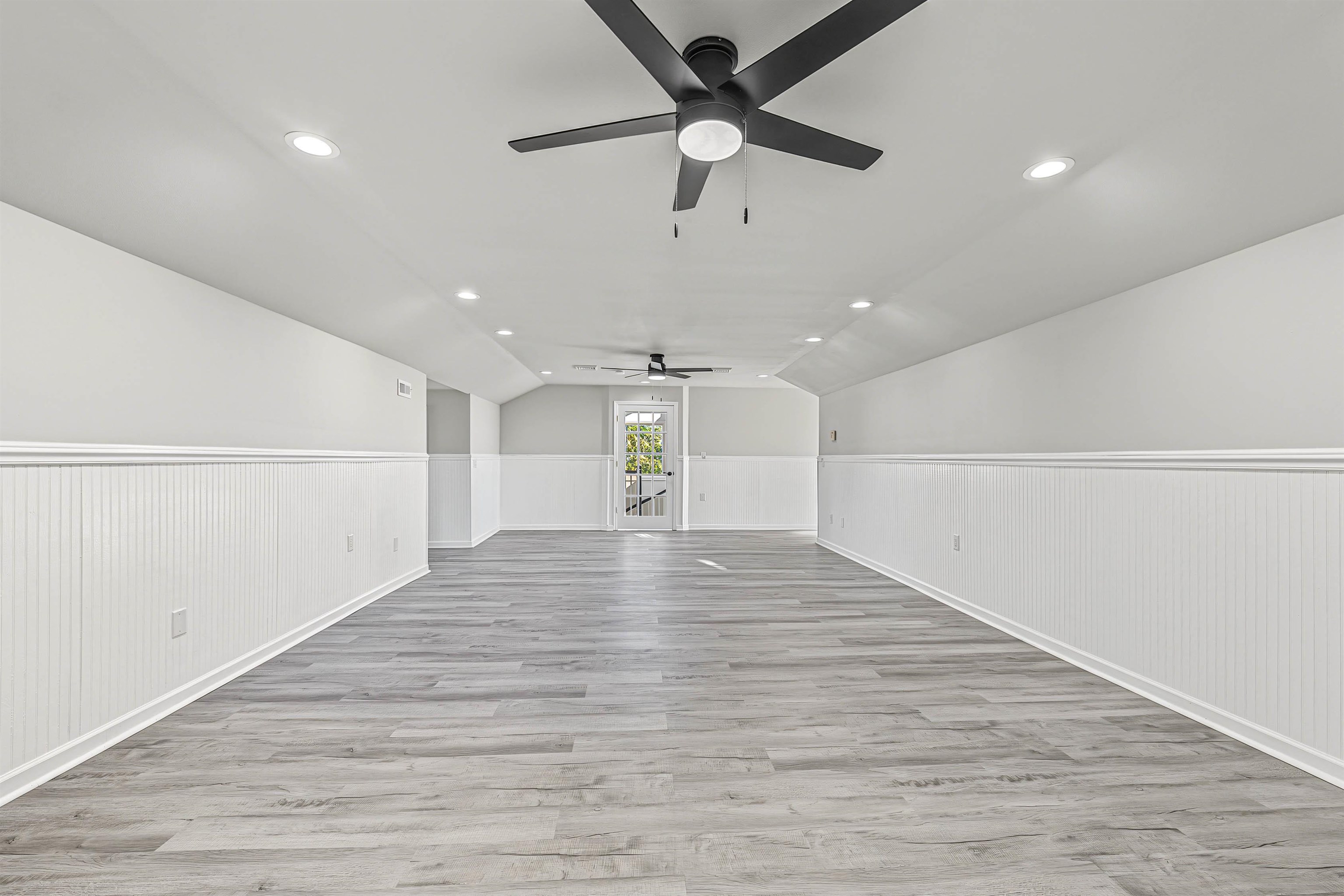 123 E Cedar Avenue - Picture 38