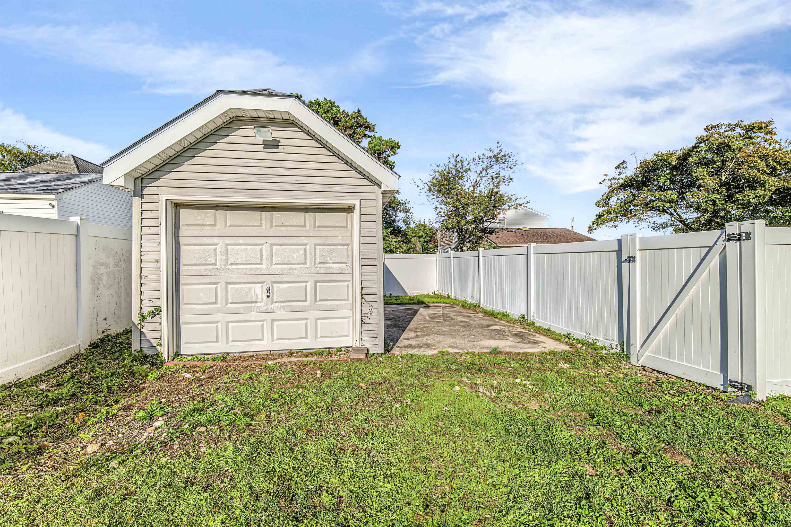 123 E Cedar Avenue - Picture 48