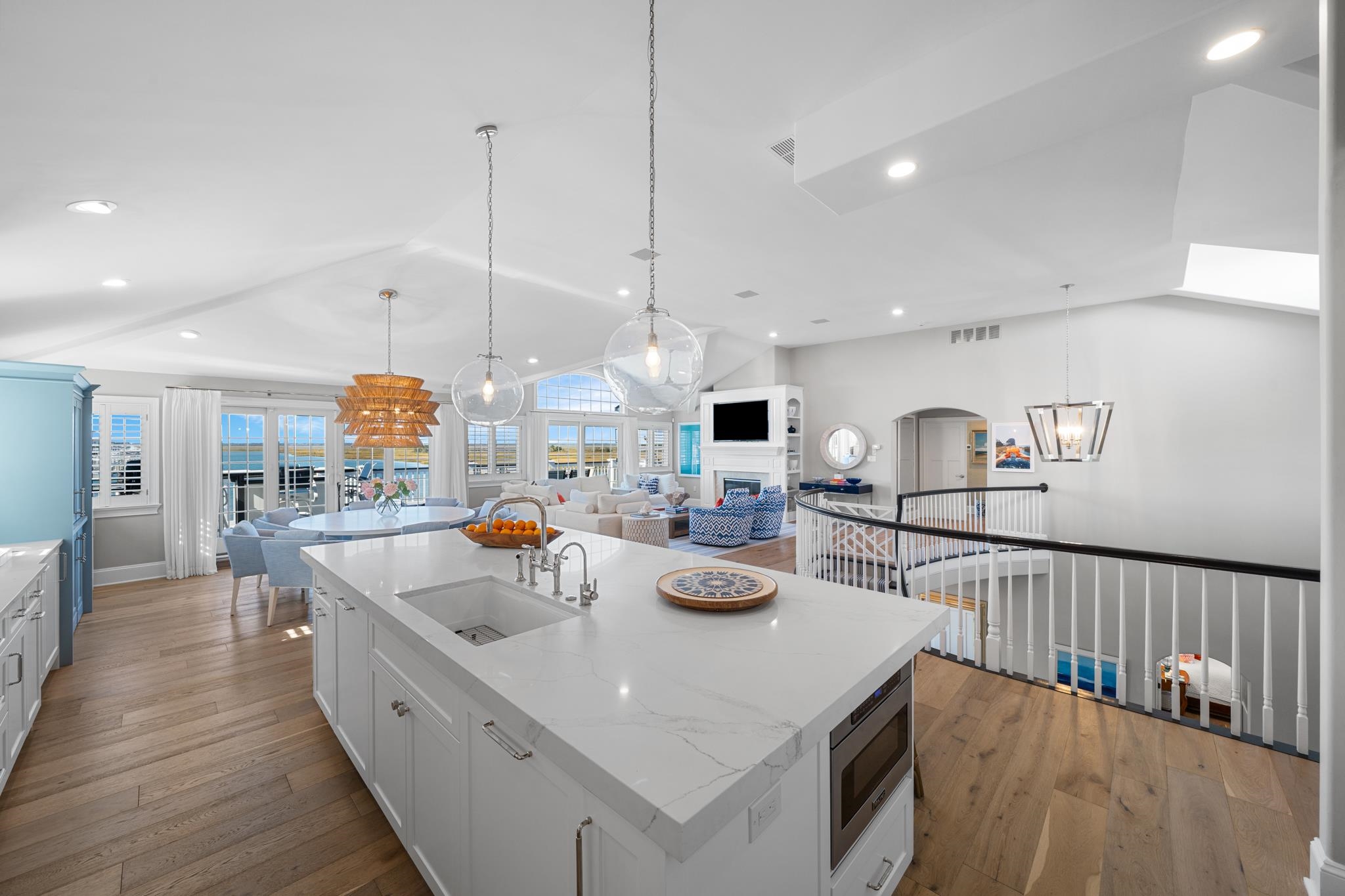 1918 Ocean Drive - Picture 33