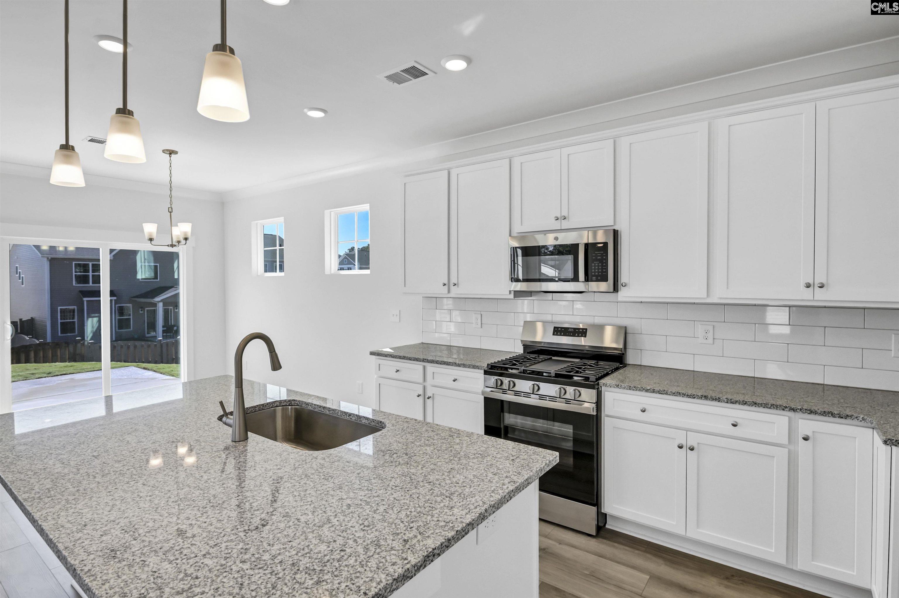 608 Thunder Gulch Avenue Lexington, SC 29073