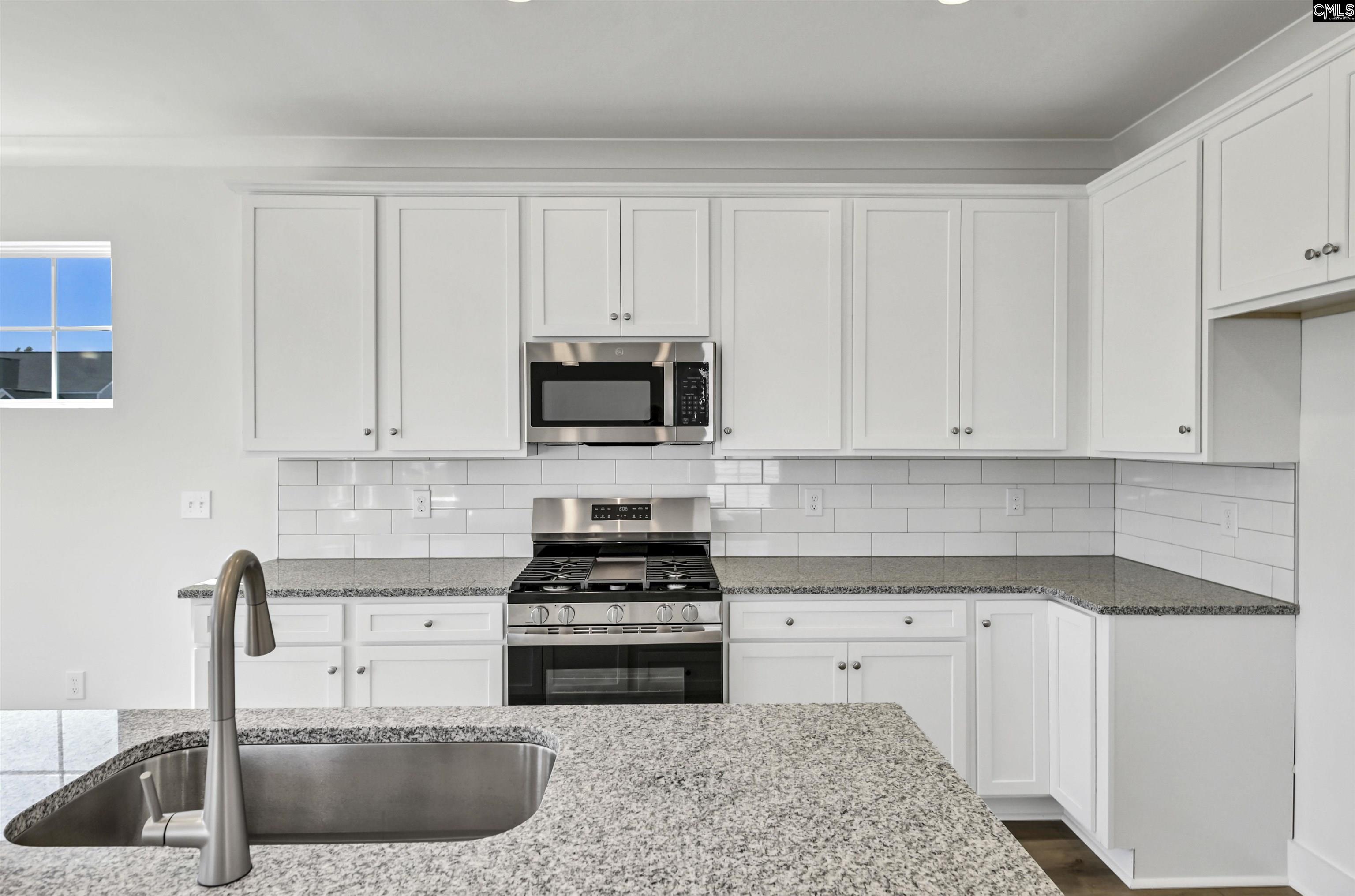 608 Thunder Gulch Avenue Lexington, SC 29073