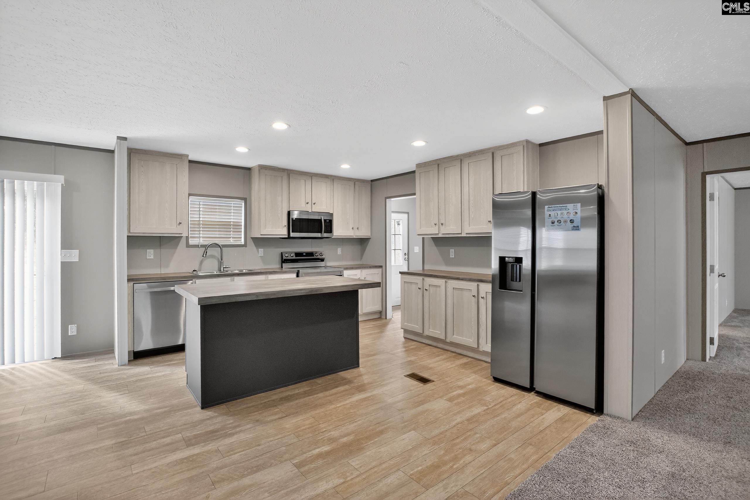 812 White Pond Road Williston, SC 29853