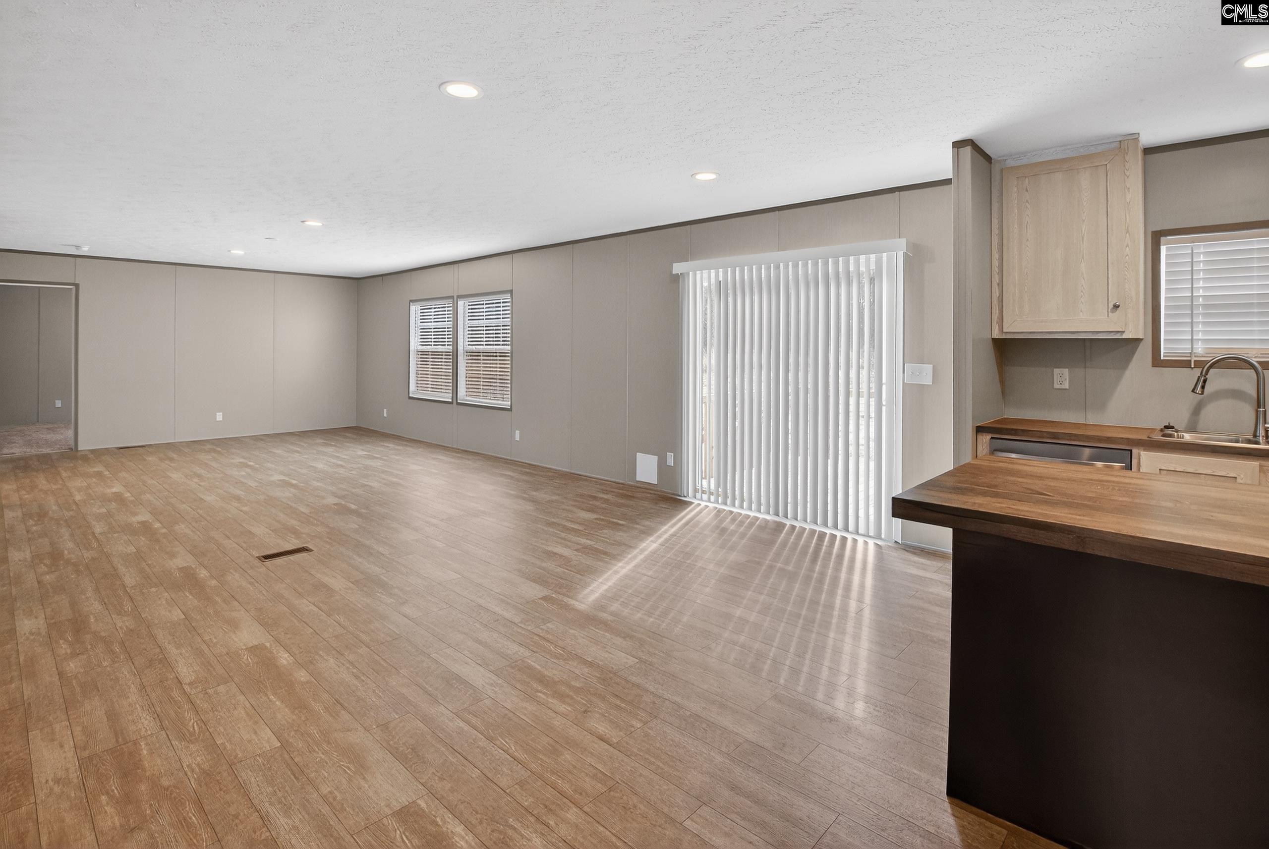 812 White Pond Road Williston, SC 29853