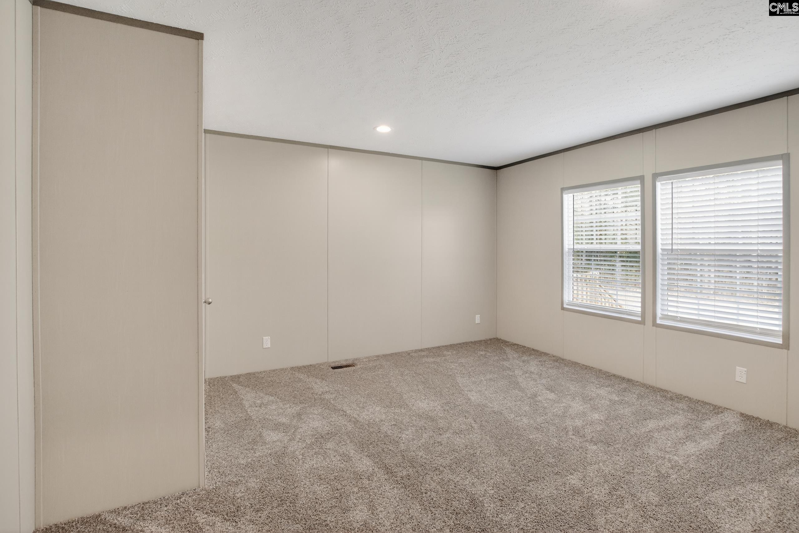 812 White Pond Road Williston, SC 29853