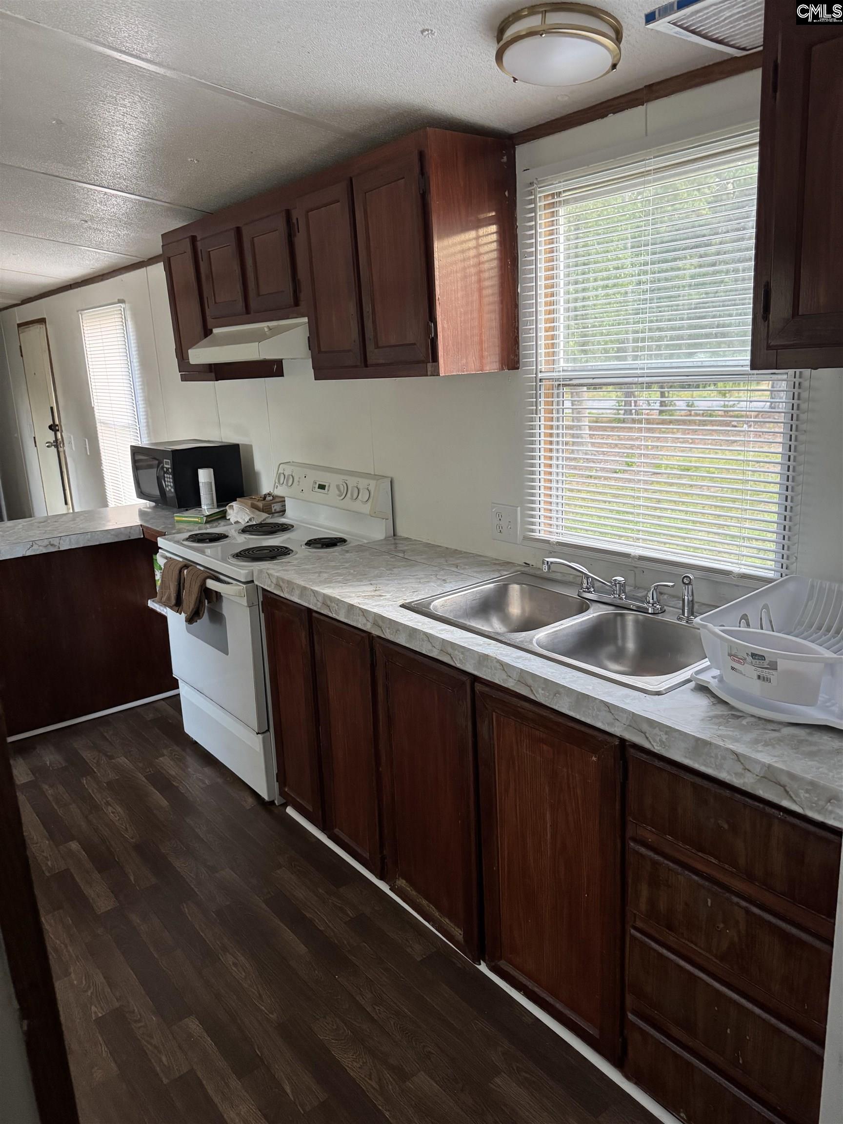 1055 Salters Town Road Sumter, SC 29153