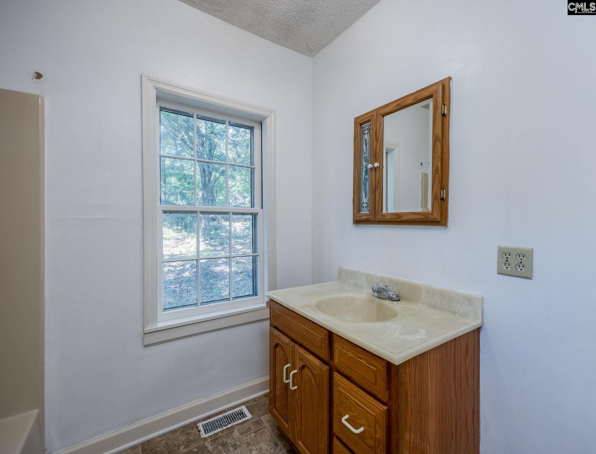 2086 Rion Road Winnsboro, SC 29180