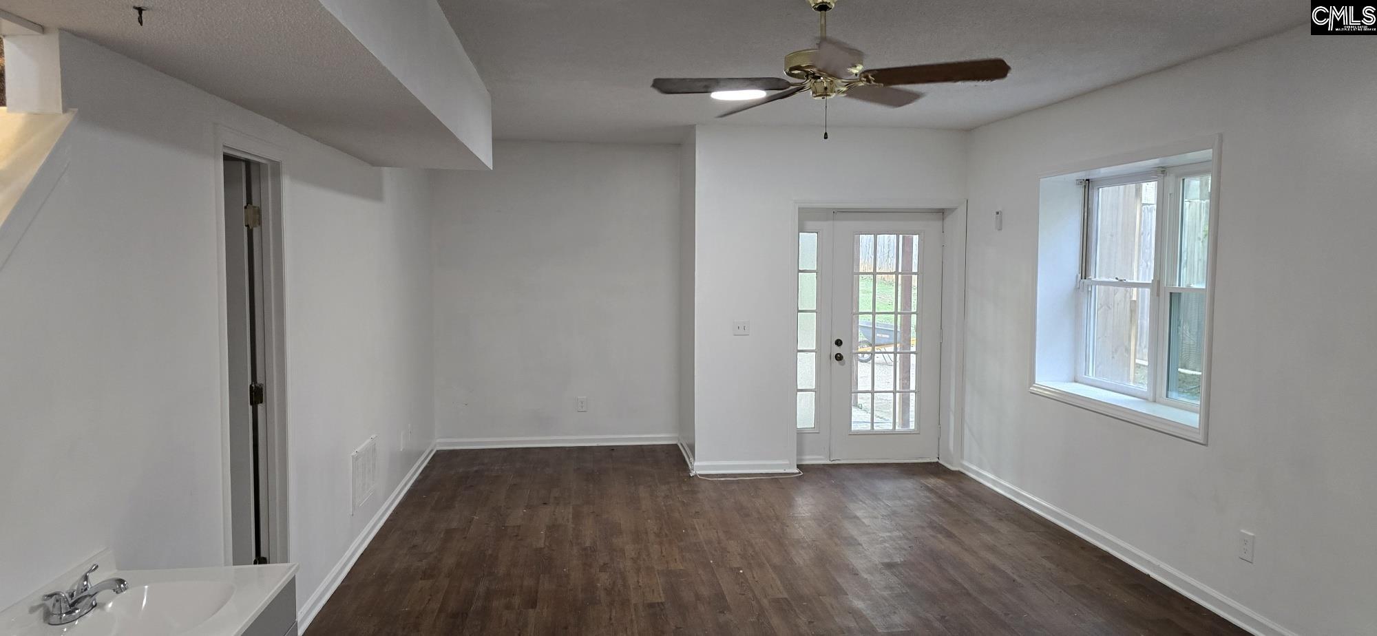 258 Hillsborough Street Columbia, SC 29212