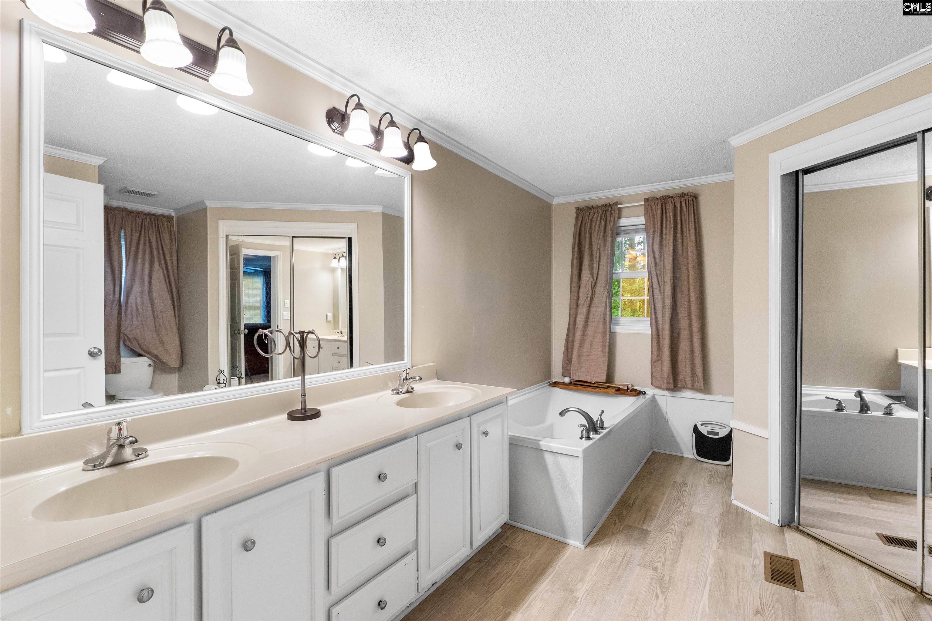 1608 Ridgeway Road Lugoff, SC 29078