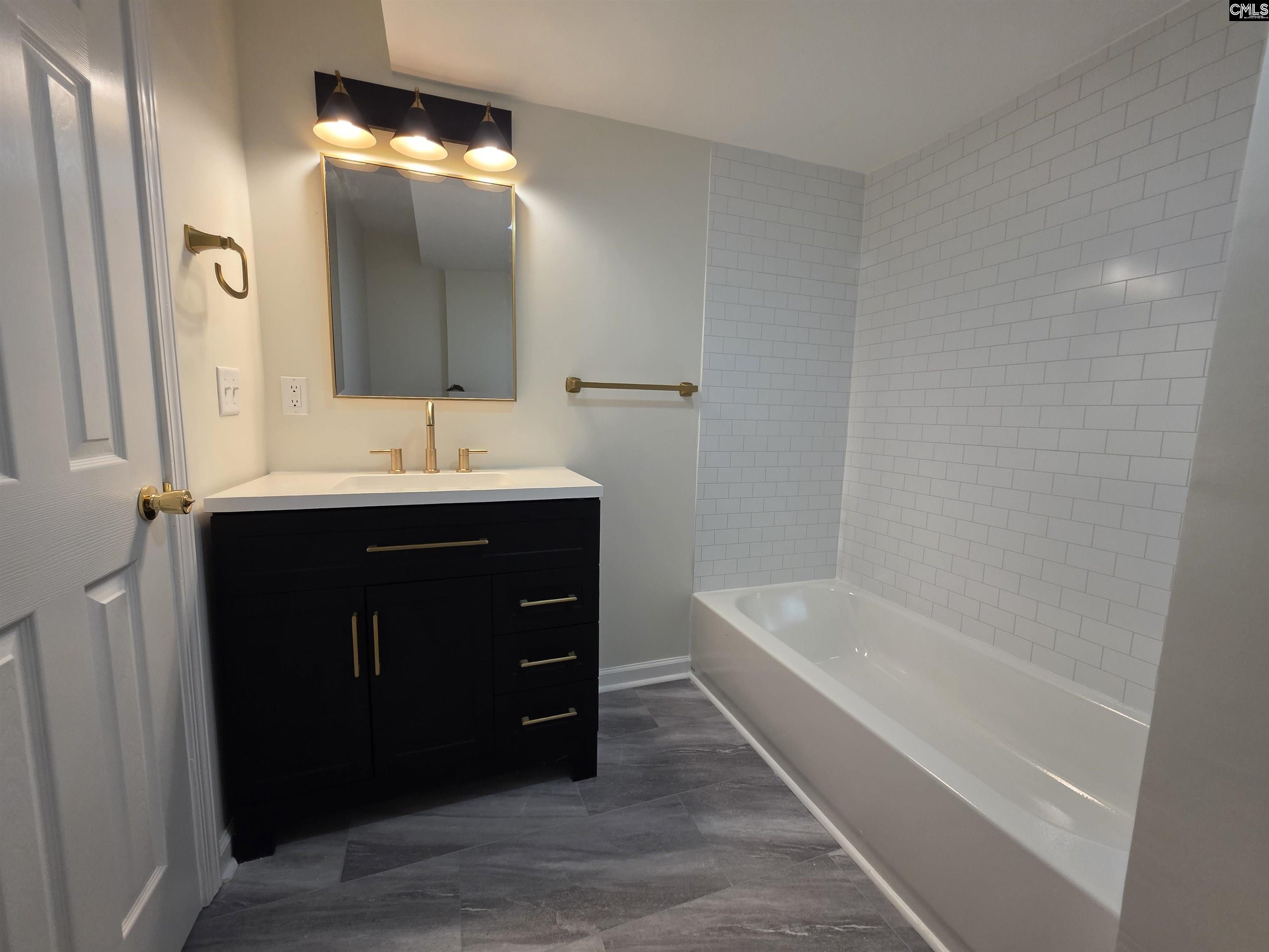 416 Thames Street Manning, SC 29102