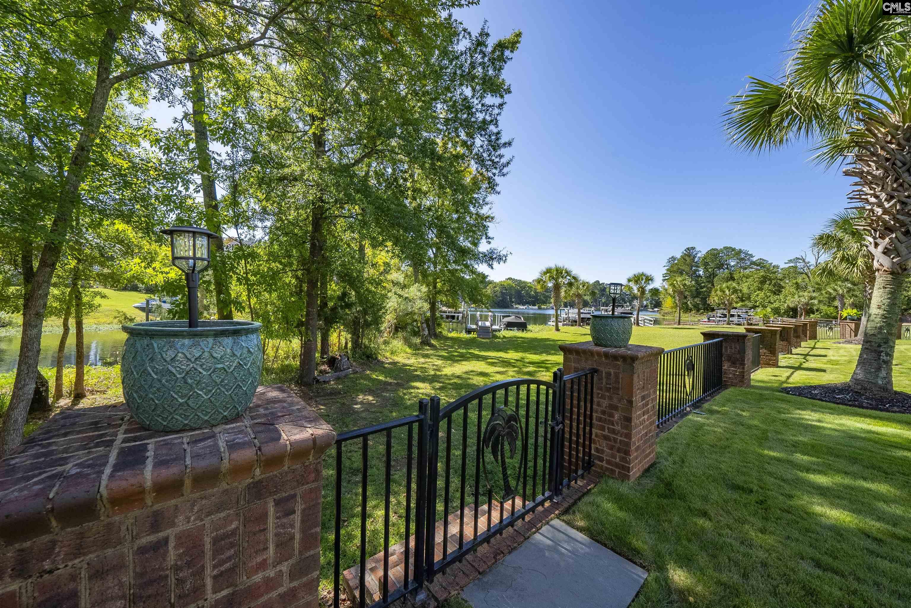 205 Palm Lake Drive Columbia, SC 29212