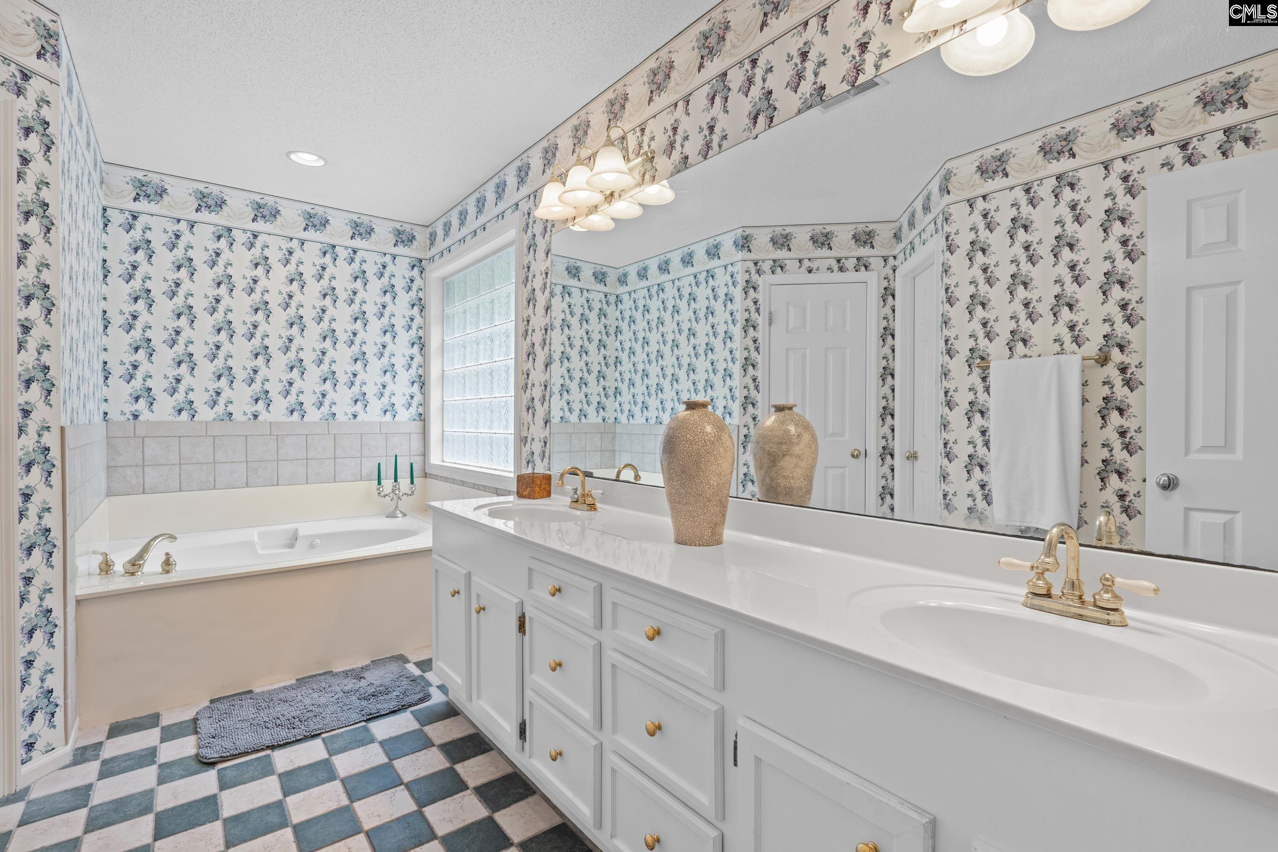 132 Forts Pond Road Pelion, SC 29123