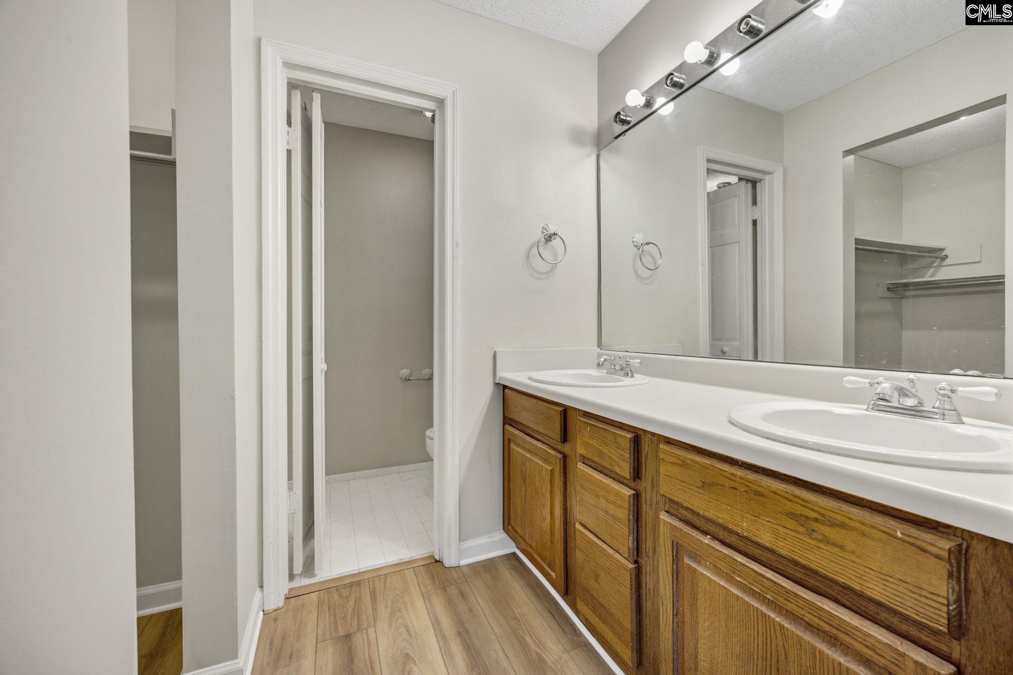 633 Edgewater Lane West Columbia, SC 29169