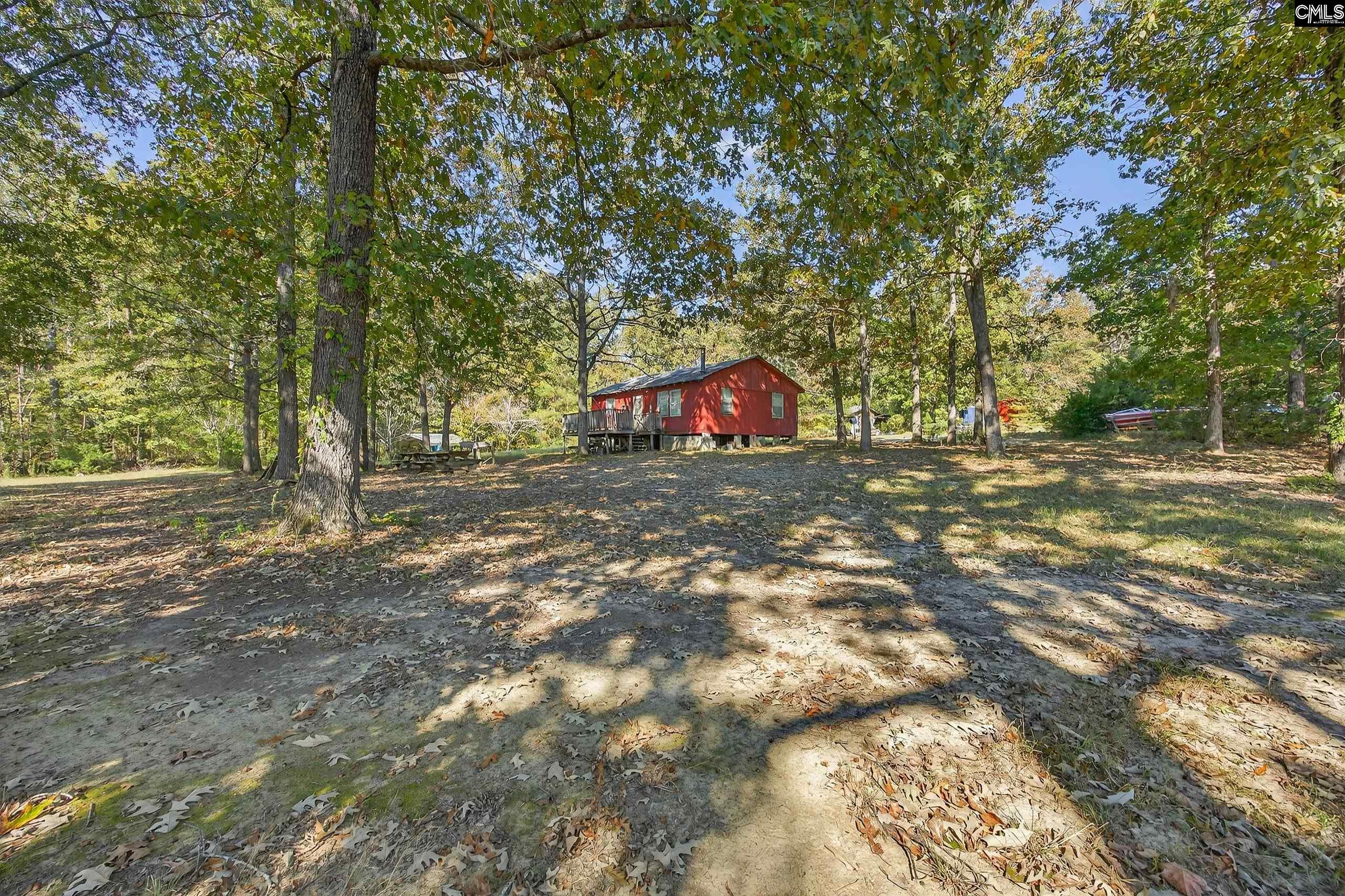 1109 Natures Cove Rd Saluda, SC 29138