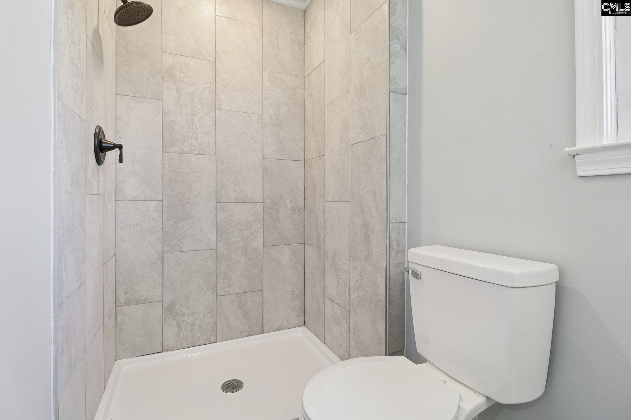 216 Meadowbury Drive Columbia, SC 29203