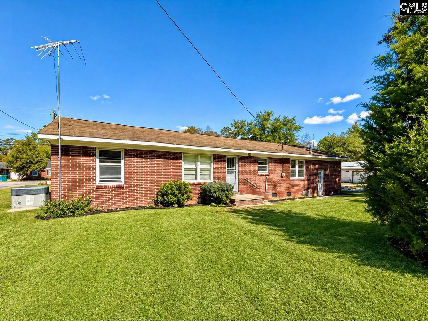 215 Mill Street St. Matthews, SC 29135