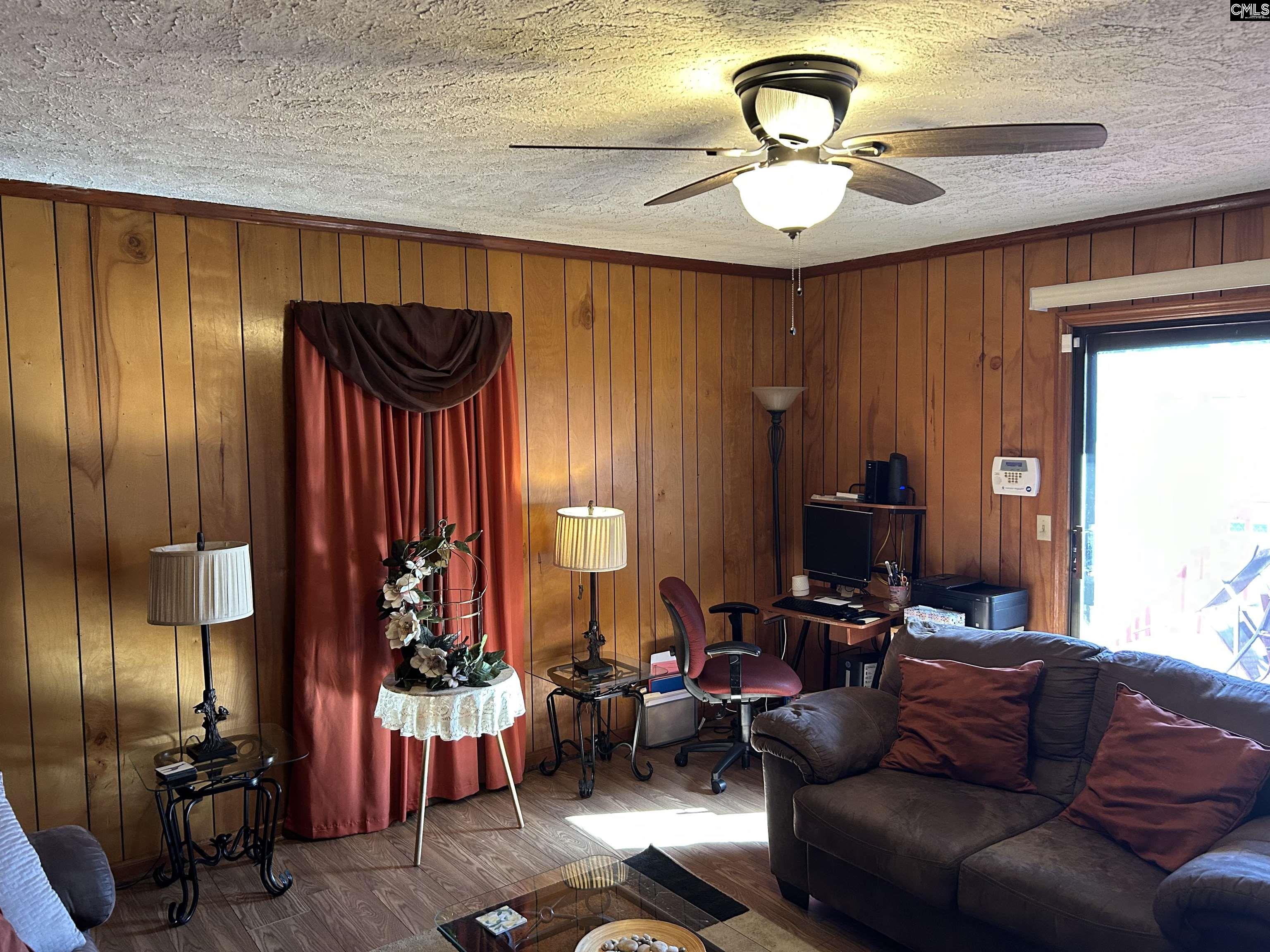 1411 E Harrison Ext Street Dillon, SC 29536