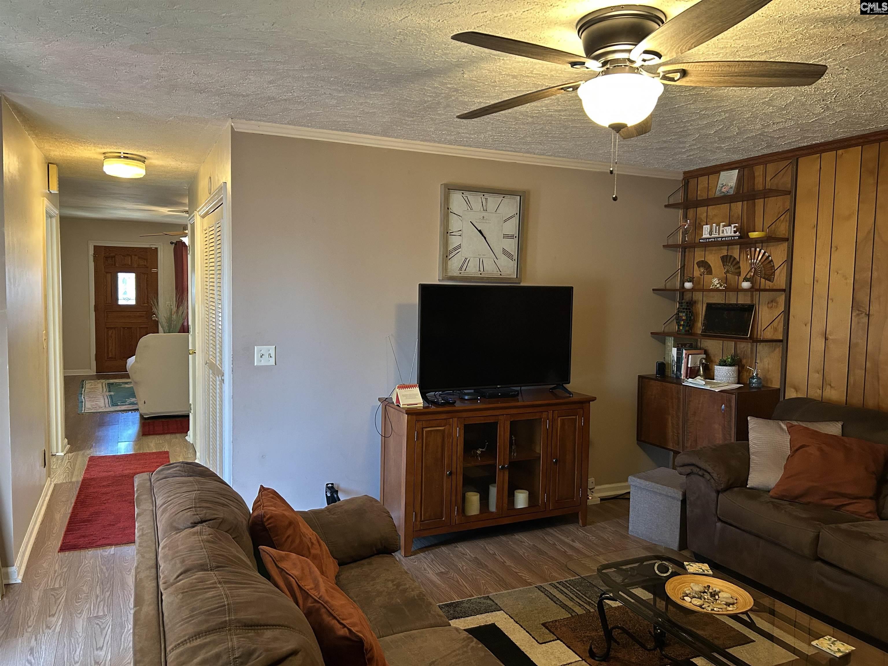 1411 E Harrison Ext Street Dillon, SC 29536