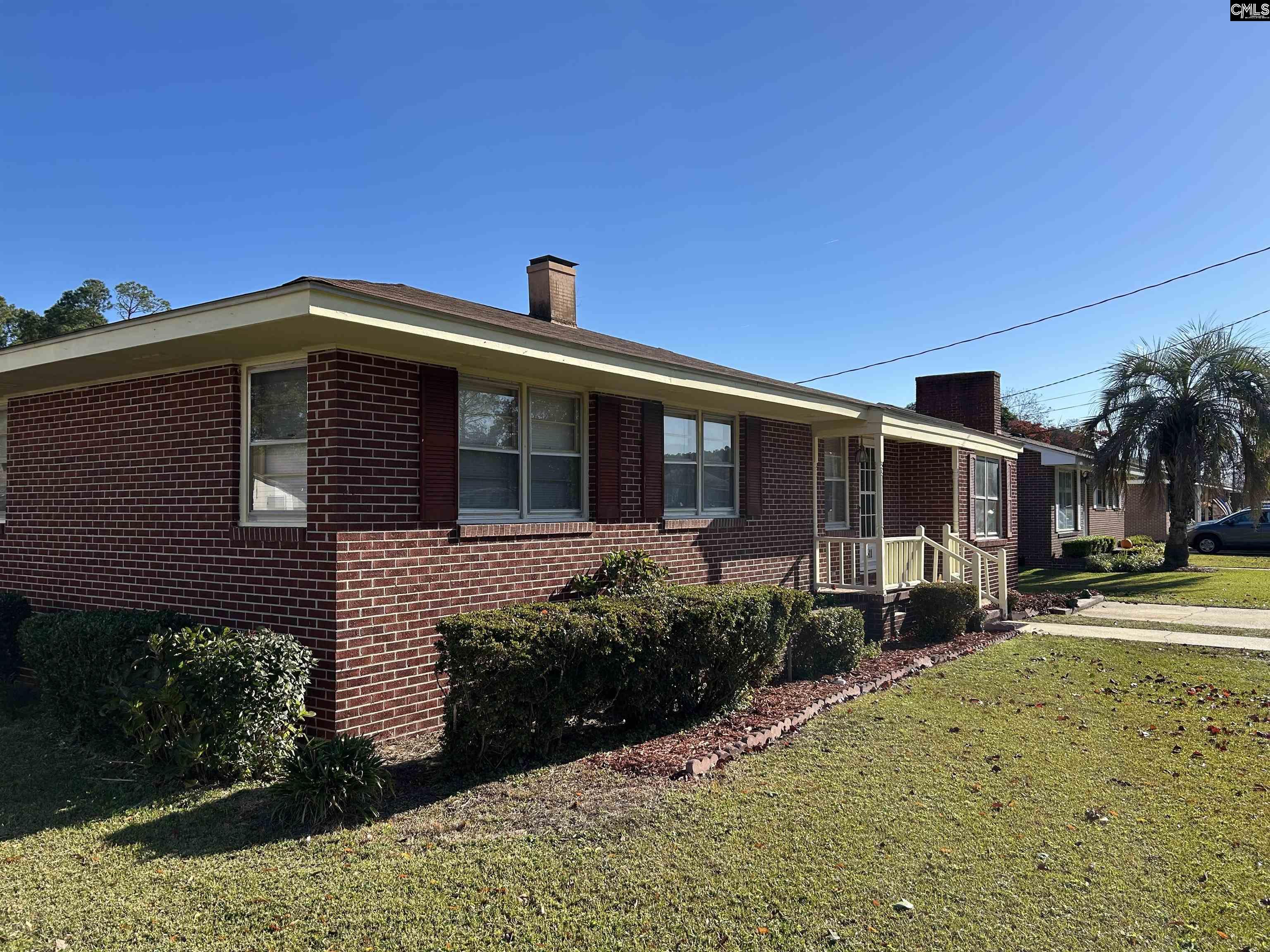 1411 E Harrison Ext Street Dillon, SC 29536