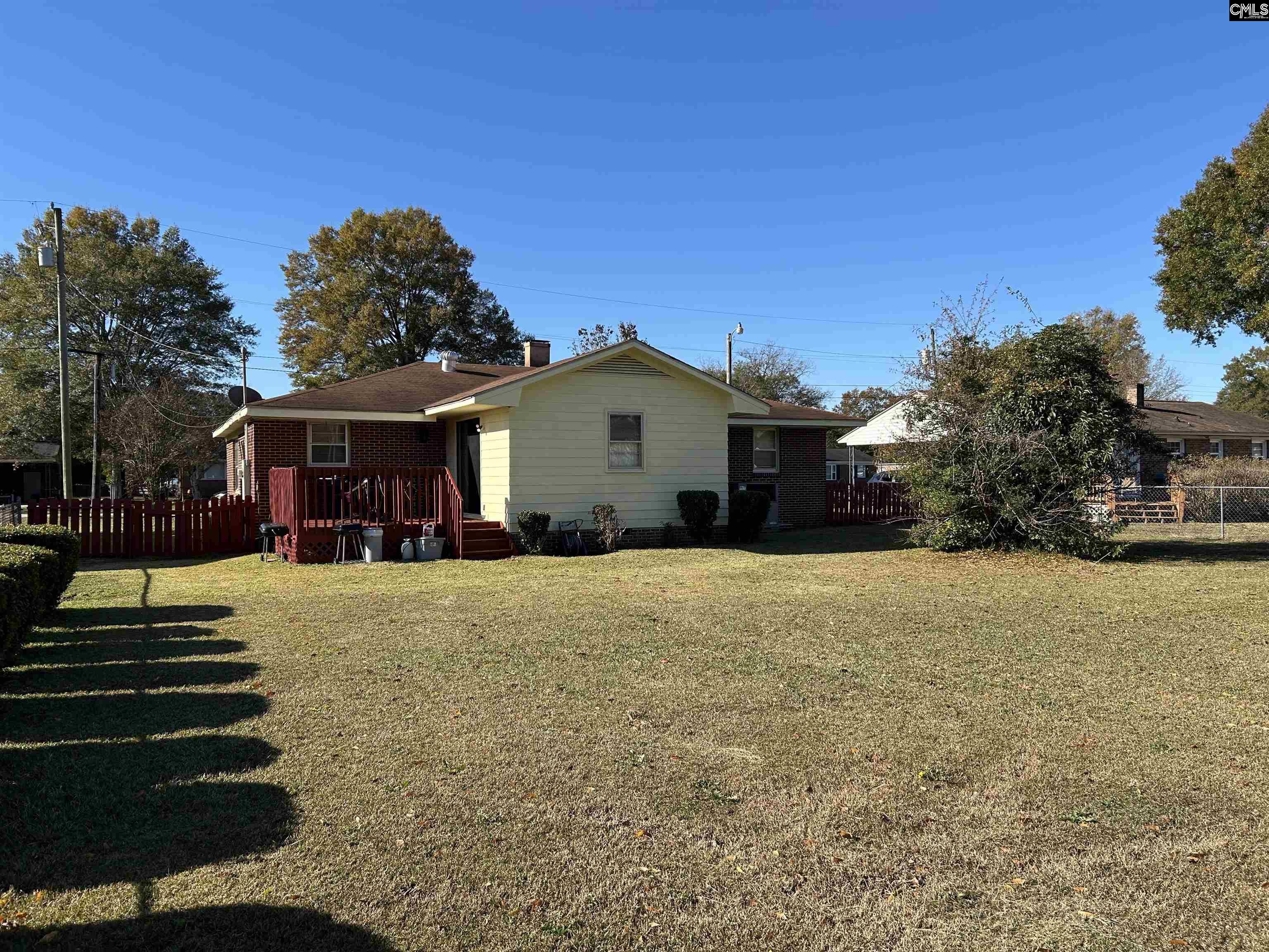 1411 E Harrison Ext Street Dillon, SC 29536