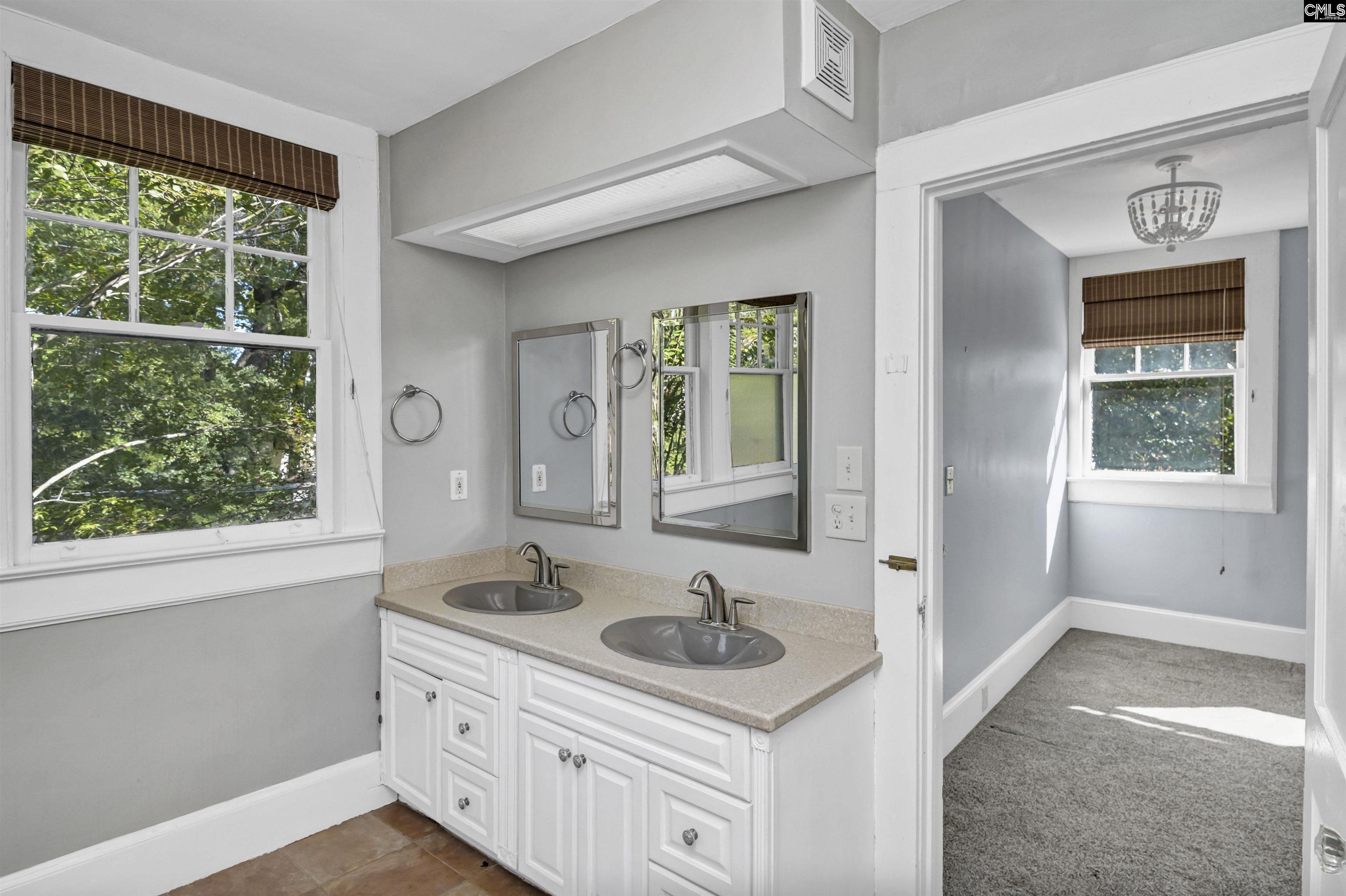 528 Capitol Place Columbia, SC 29205