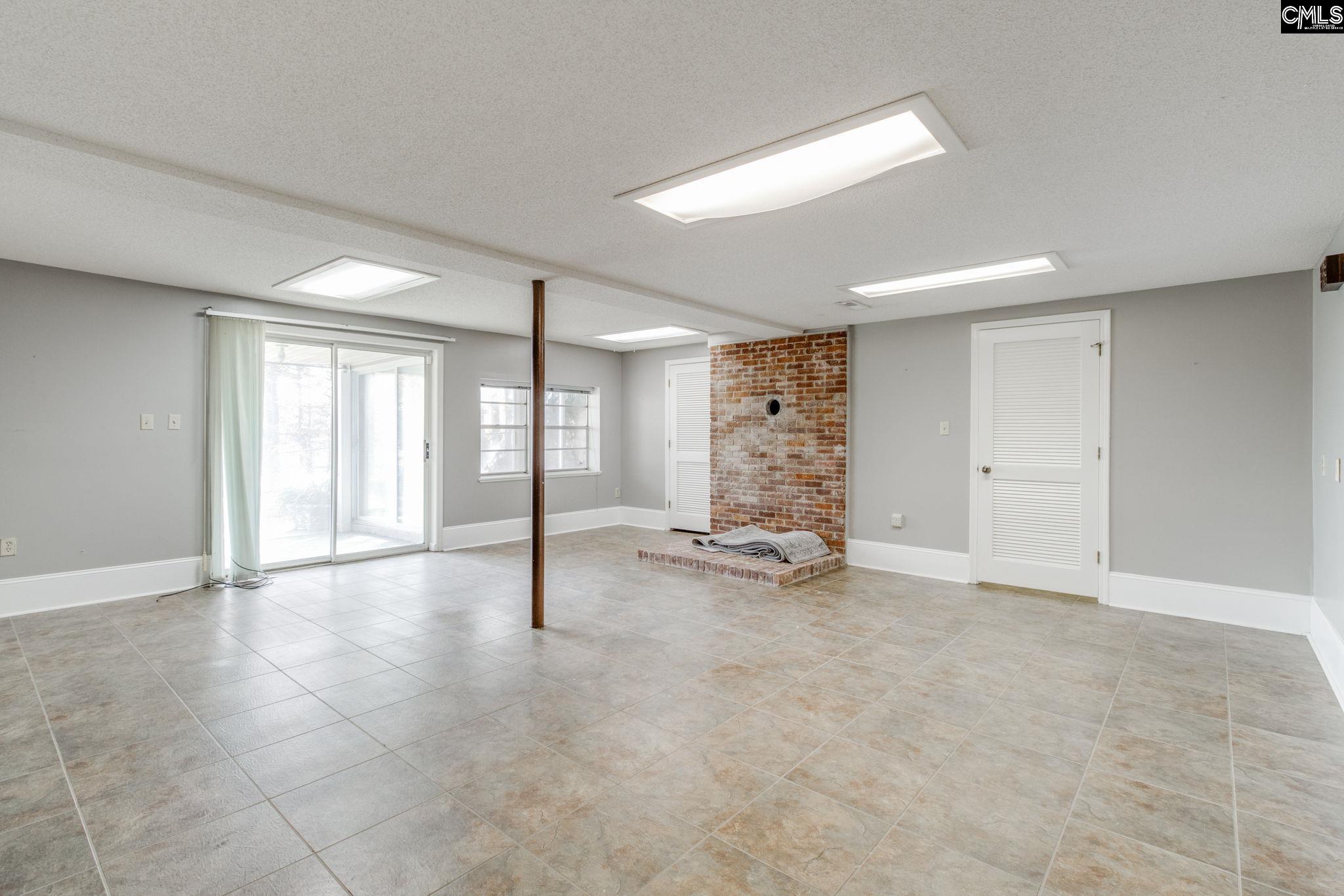 1602 Lake Road Ridgeway, SC 29130