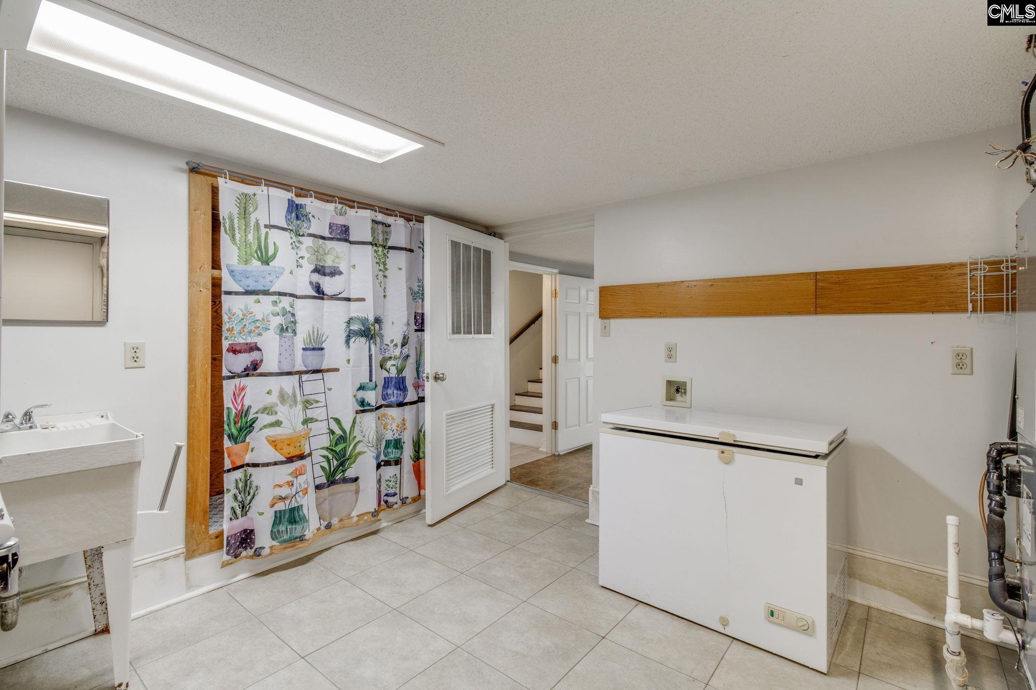 1602 Lake Road Ridgeway, SC 29130