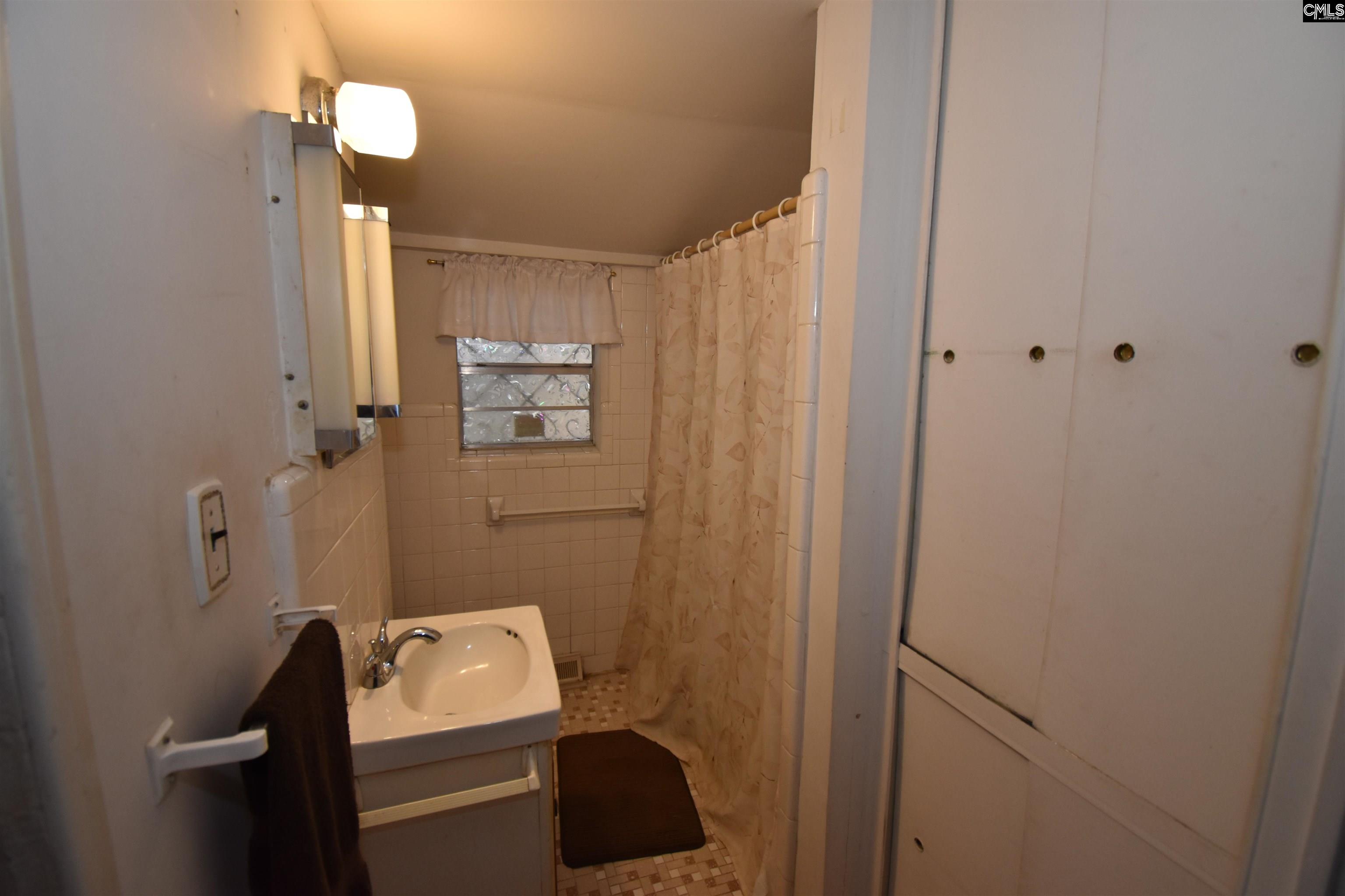 1917 Old Hopkins Road Hopkins, SC 29061