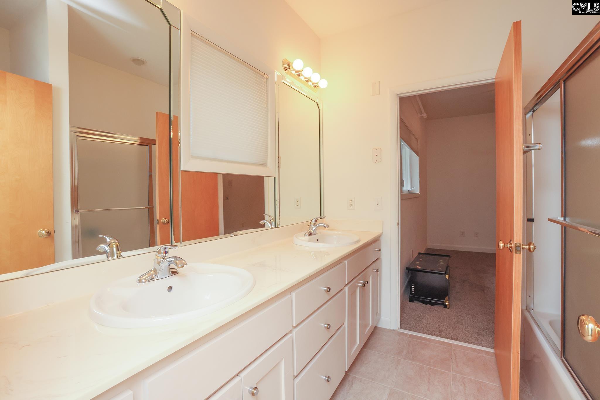 6447 Neeses Highway Neeses, SC 29107