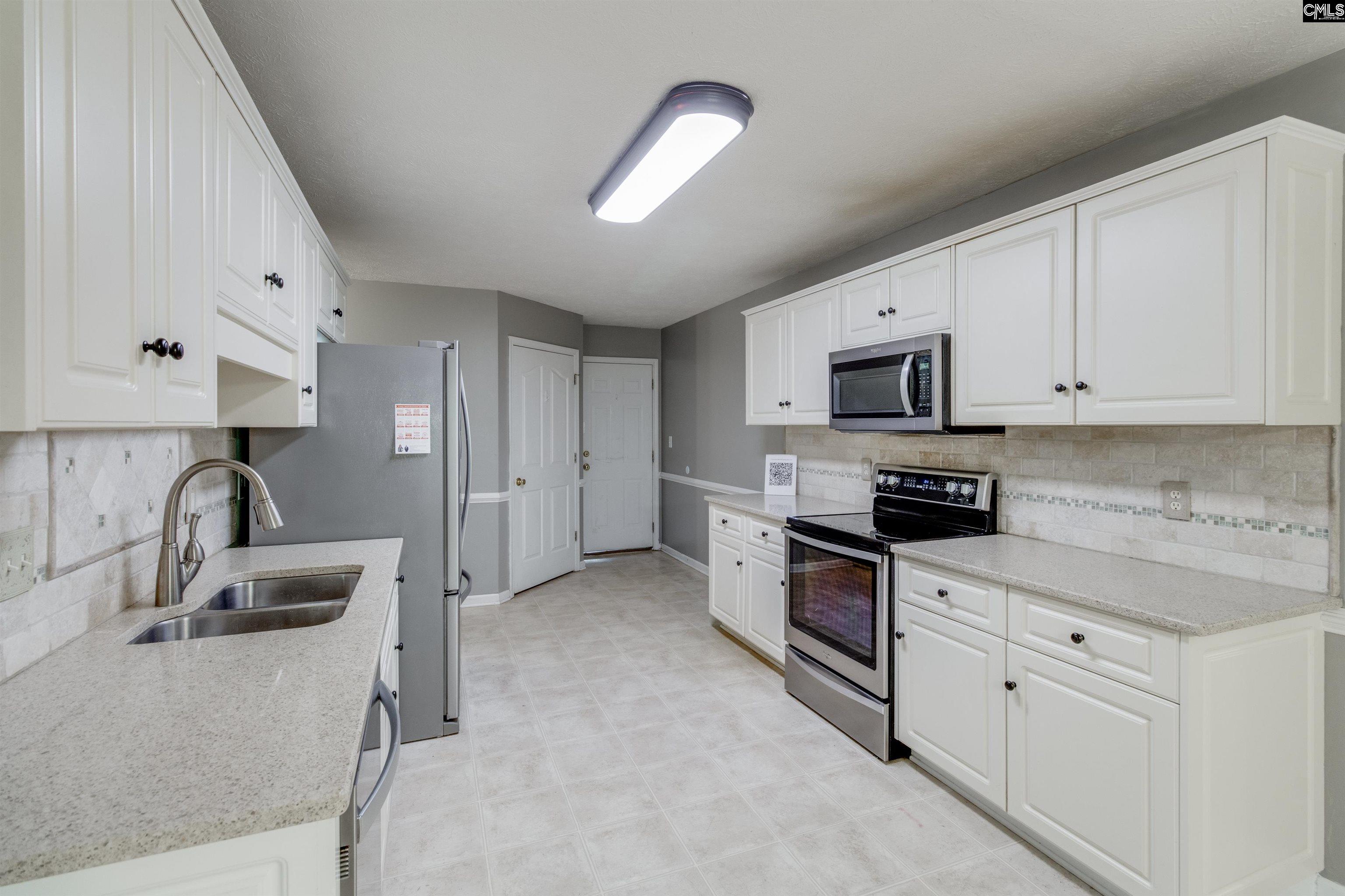 301 Knotts Circle Lexington, SC 29073