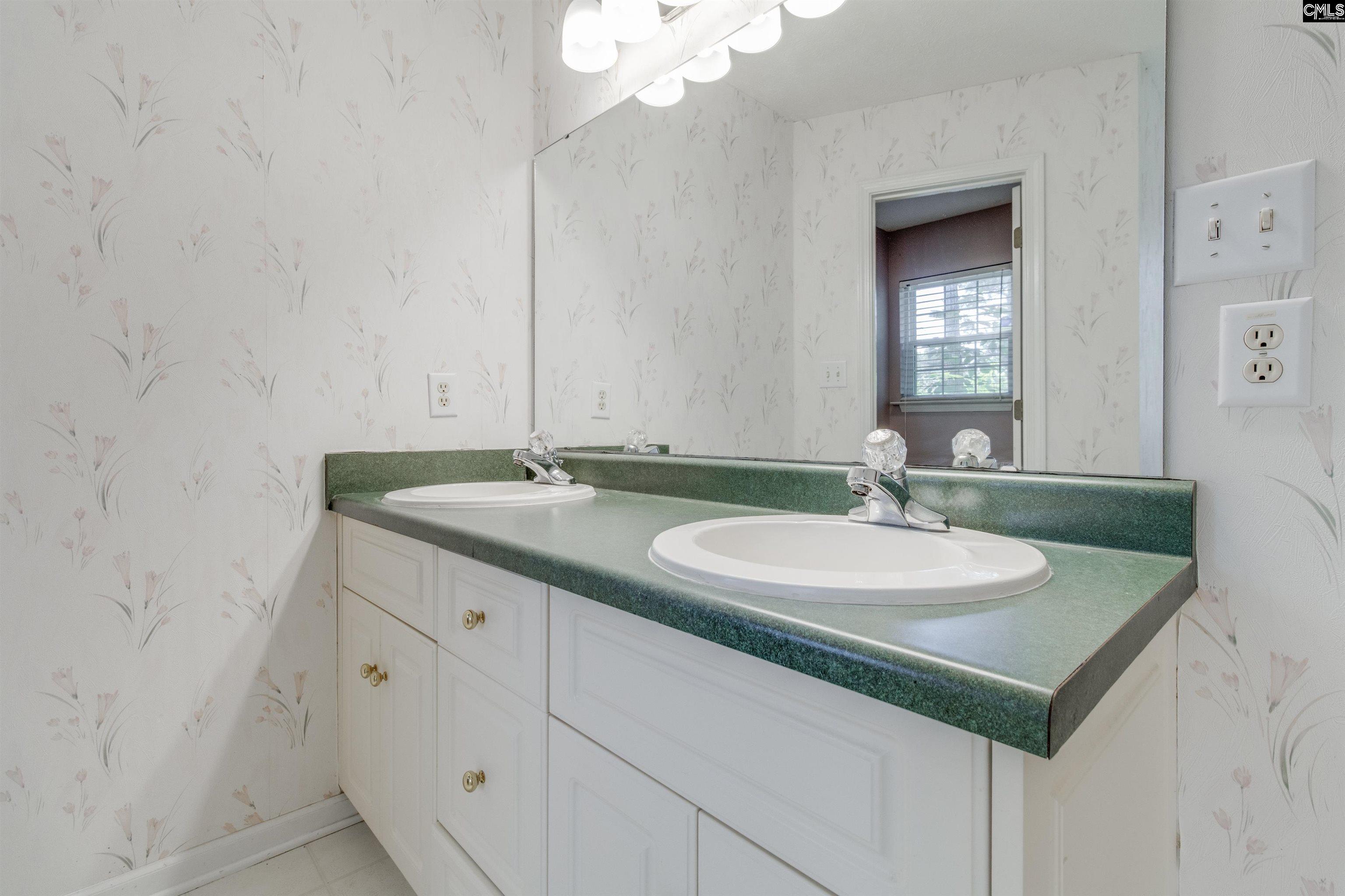 301 Knotts Circle Lexington, SC 29073