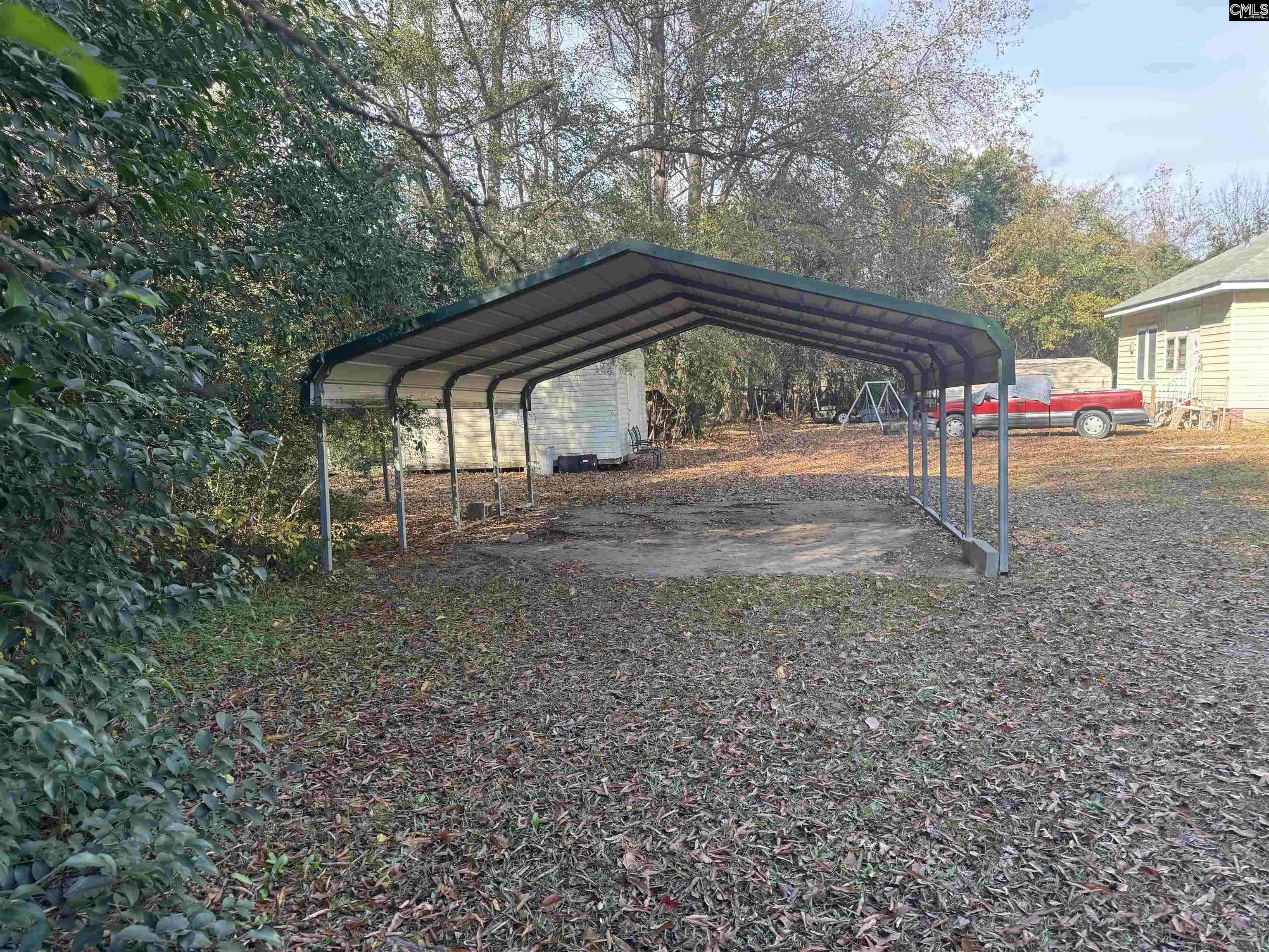602 S Leesburg Street Hartsville, SC 29550