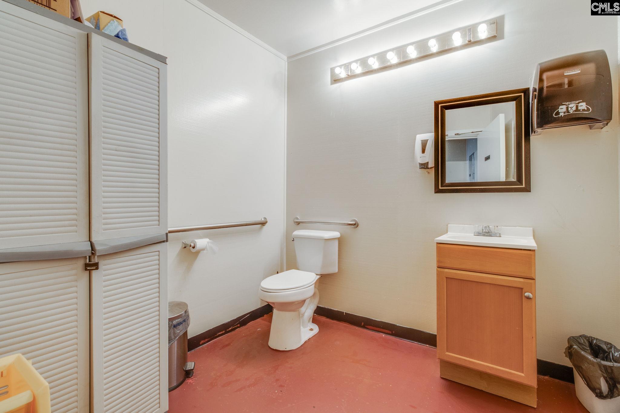 505 Wire Rd Gilbert, SC 29054-8979