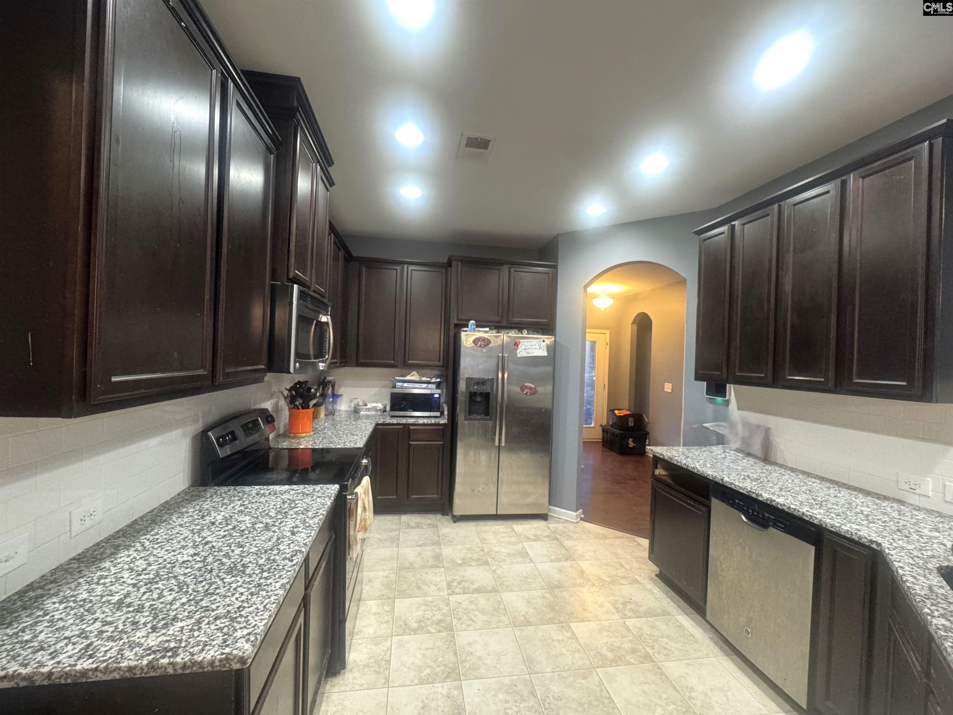 37 Leatherwood Drive Lugoff, SC 29078