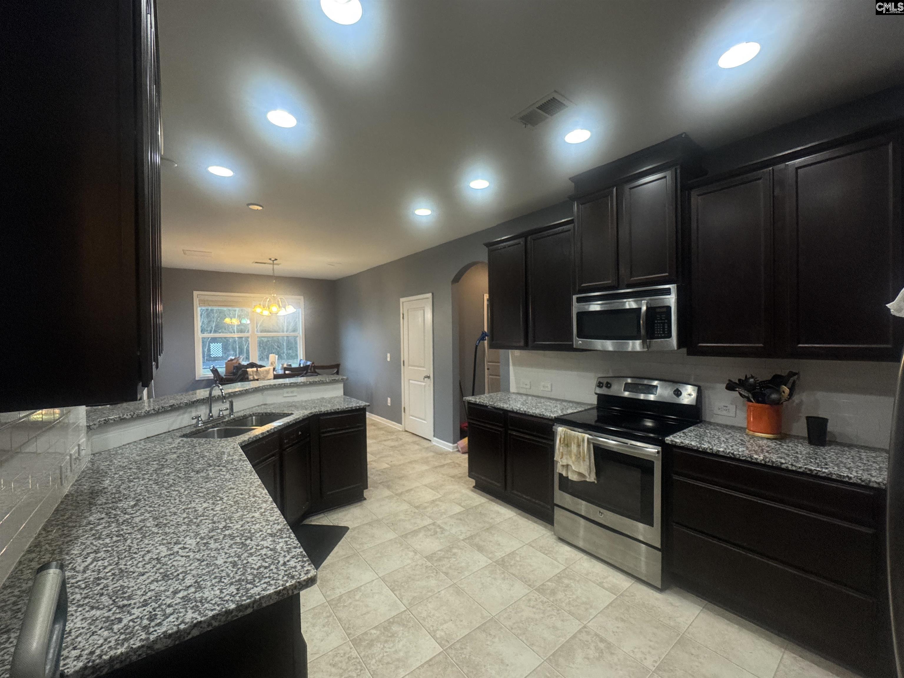 37 Leatherwood Drive Lugoff, SC 29078