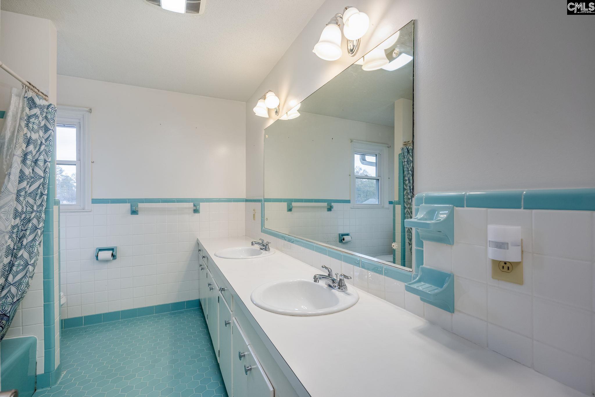 560 Edisto Drive Batesburg, SC 29006