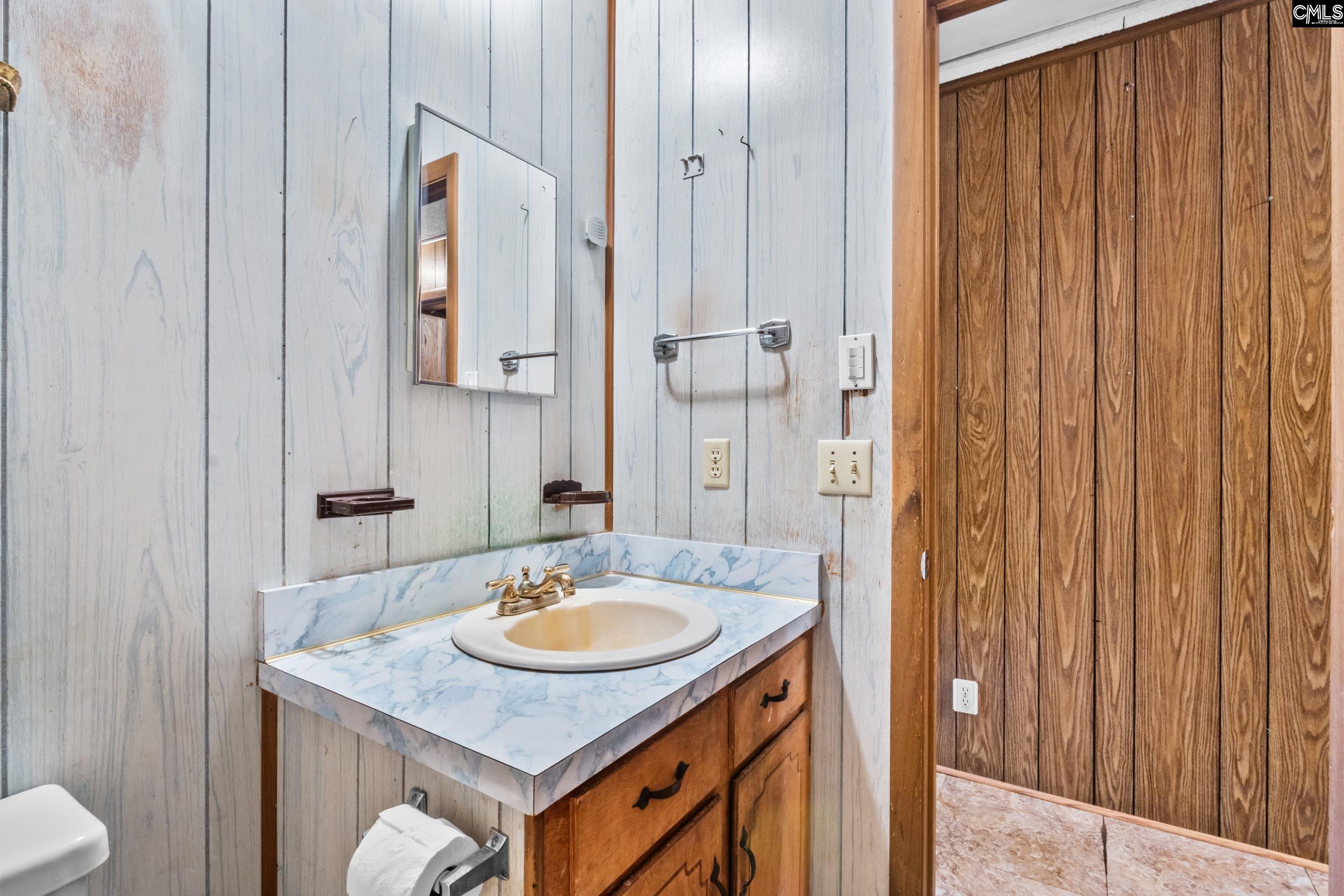 812 Basil Road Swansea, SC 29160