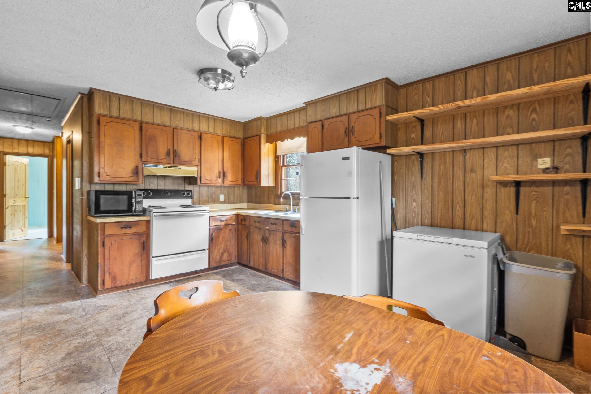 812 Basil Road Swansea, SC 29160