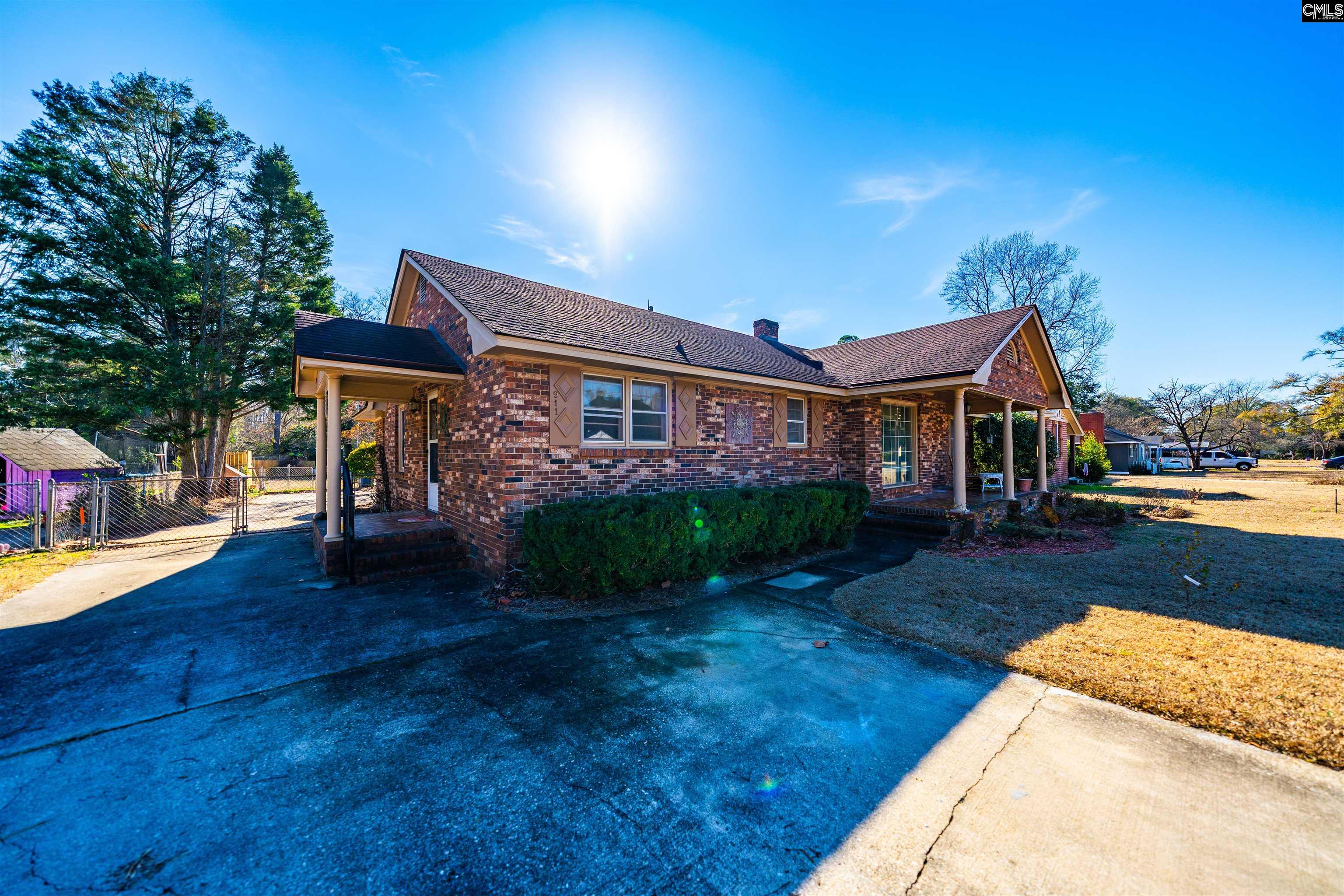 911 Hannah Avenue Hartsville, SC 29550