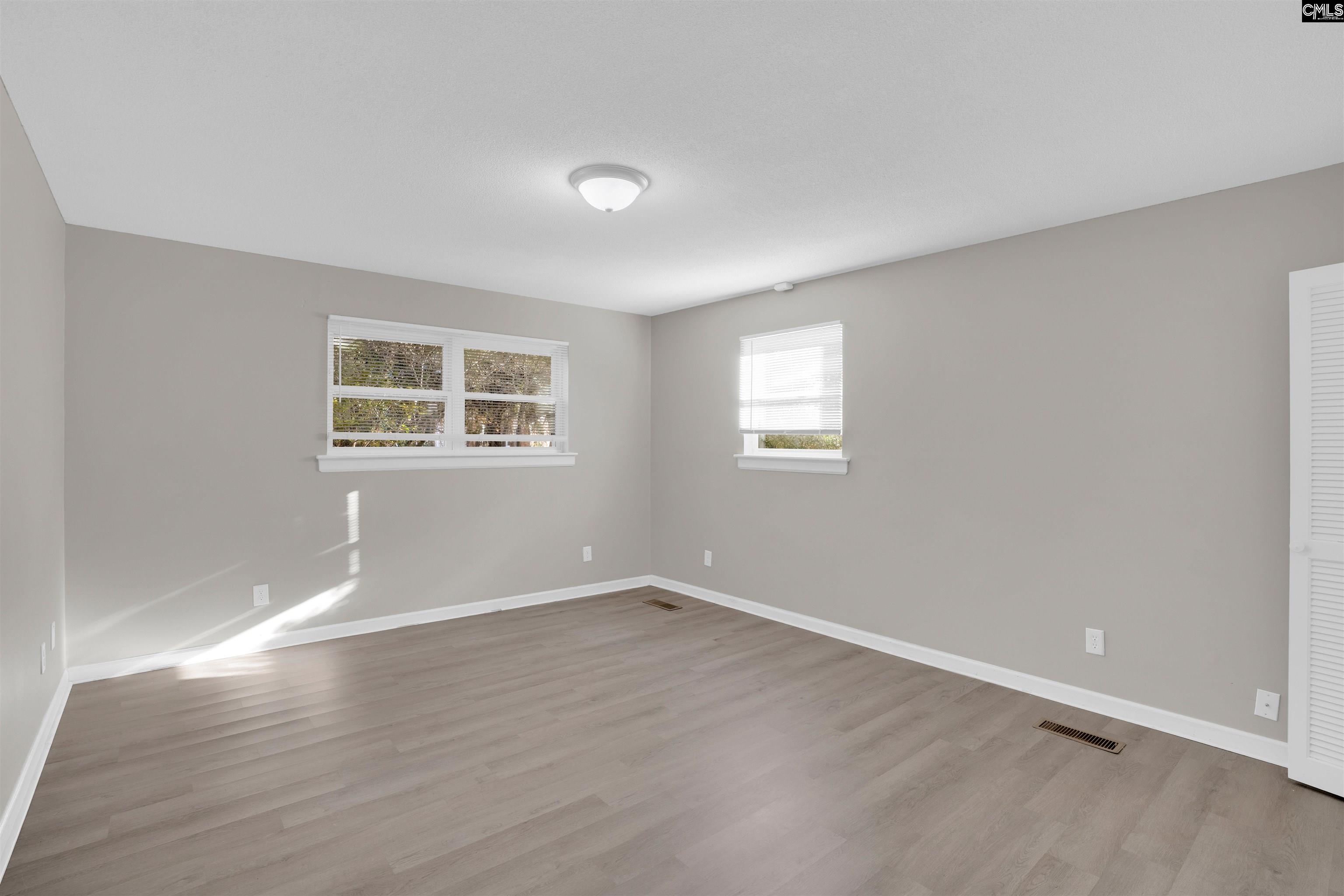15 Mosswood Road Columbia, SC 29206