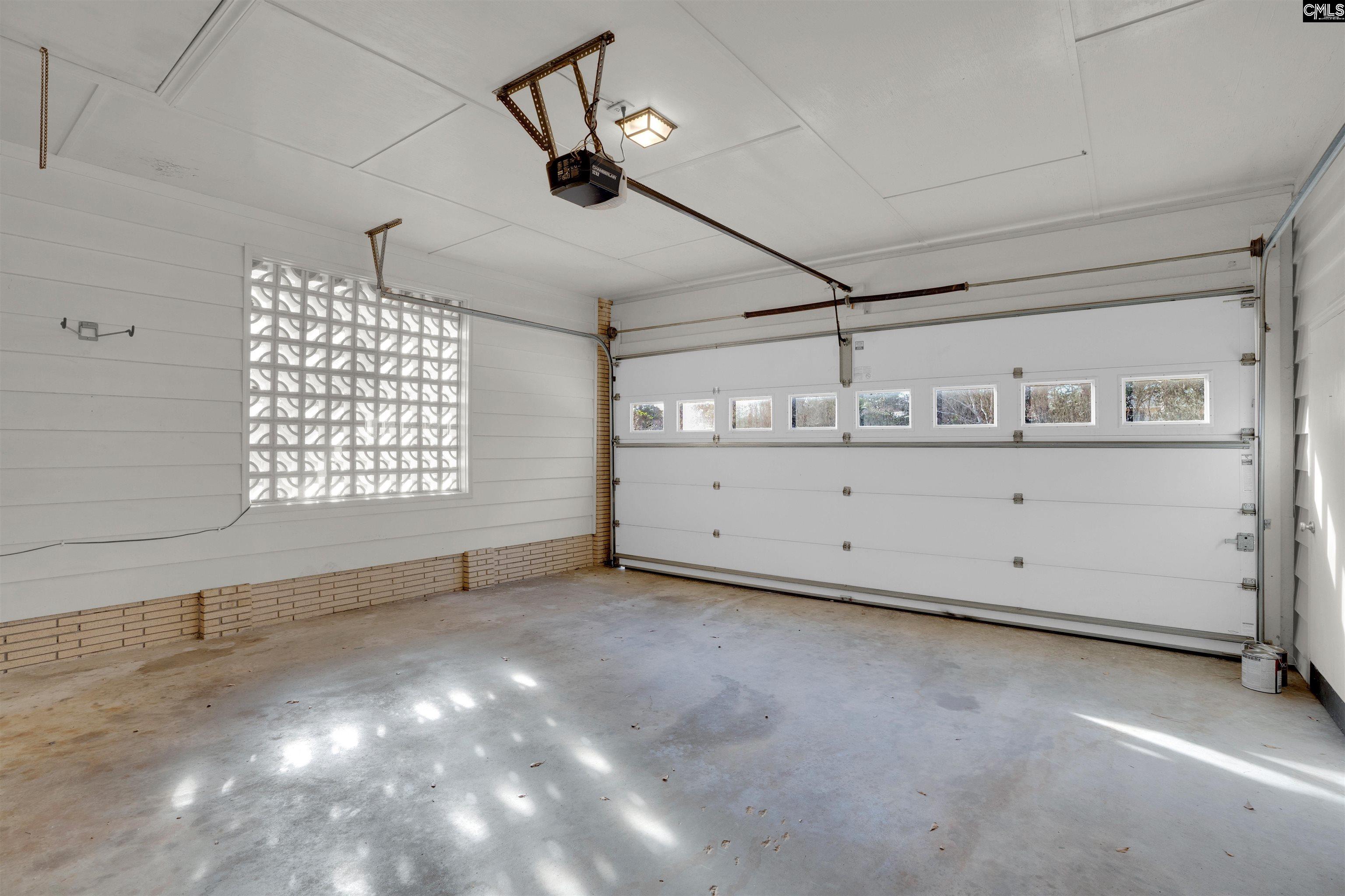15 Mosswood Road Columbia, SC 29206