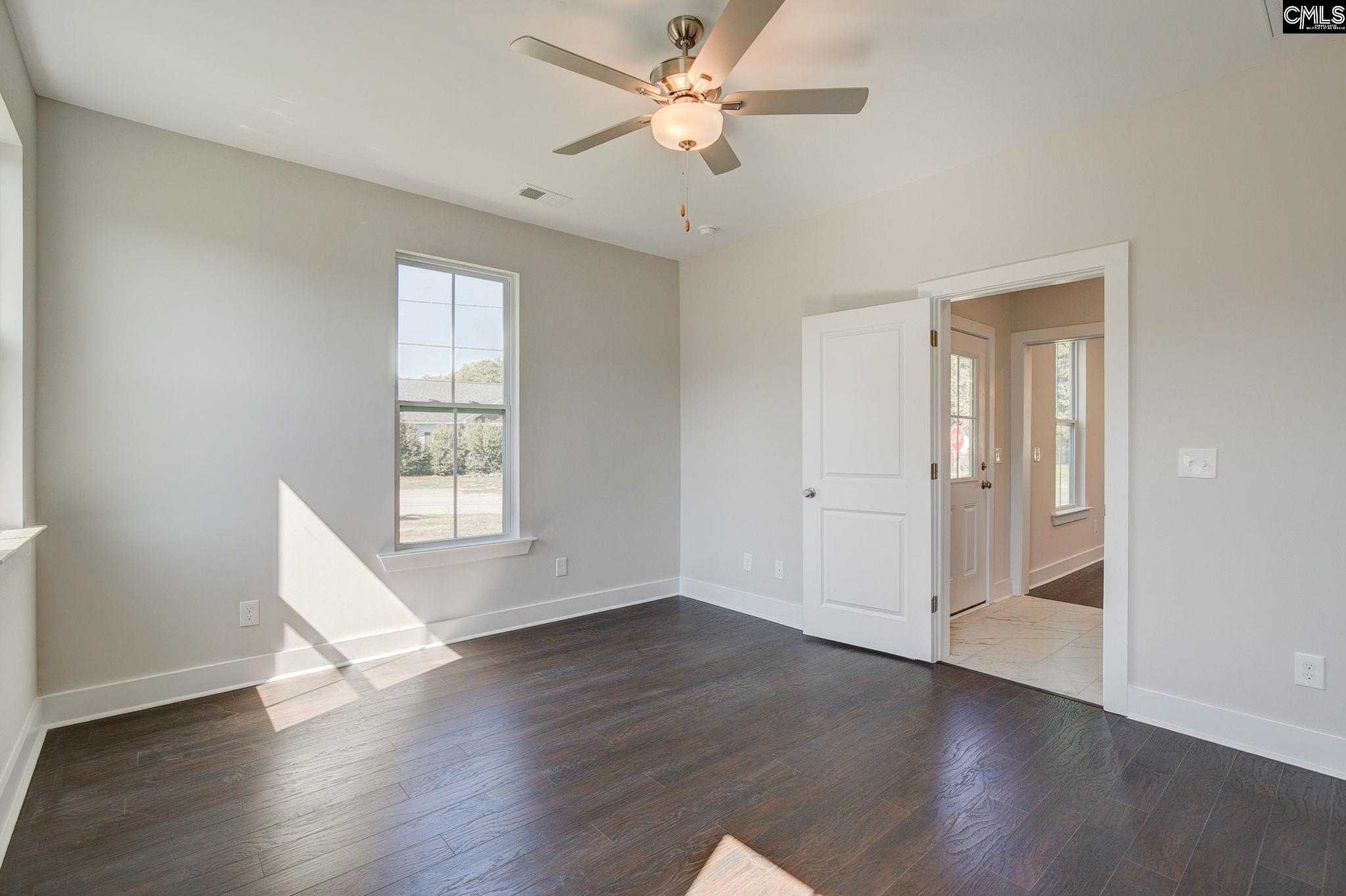 762 Poplar Street Cayce, SC 29033